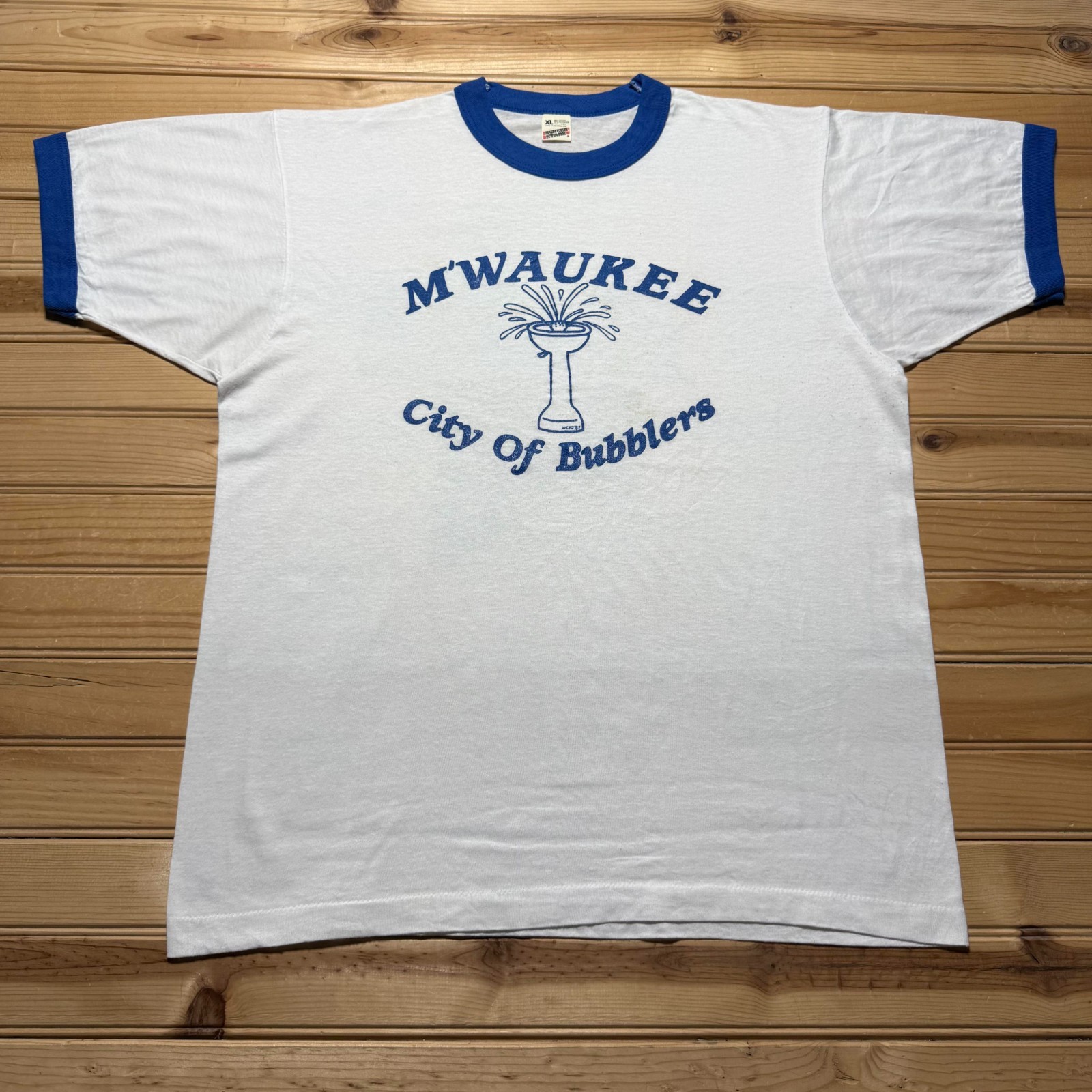Vintage 1987 M&rsquo;waukee City Of Bubblers Water Fountain Ringer T-Shirt USA – XL
