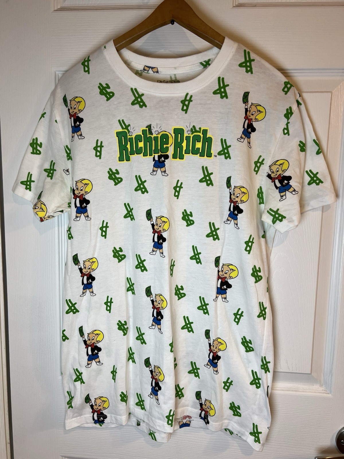 Richie Rich Money Logo Graphic T-Shirt Size Dollar Sign Green Cartoon – Medium