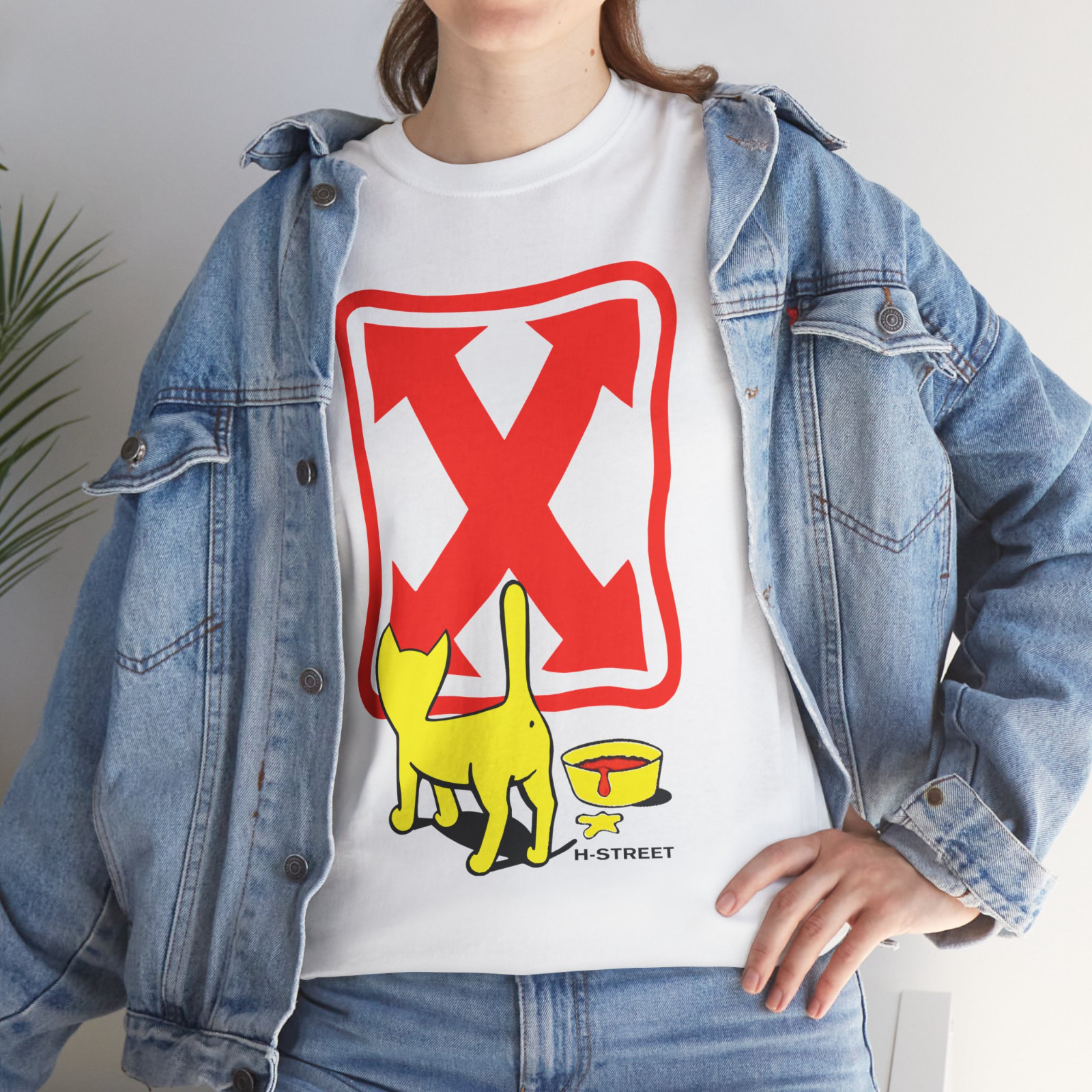 H Street Skate Yellow Cat Logo Men&rsquo;s T-Shirt American Style T Shirt