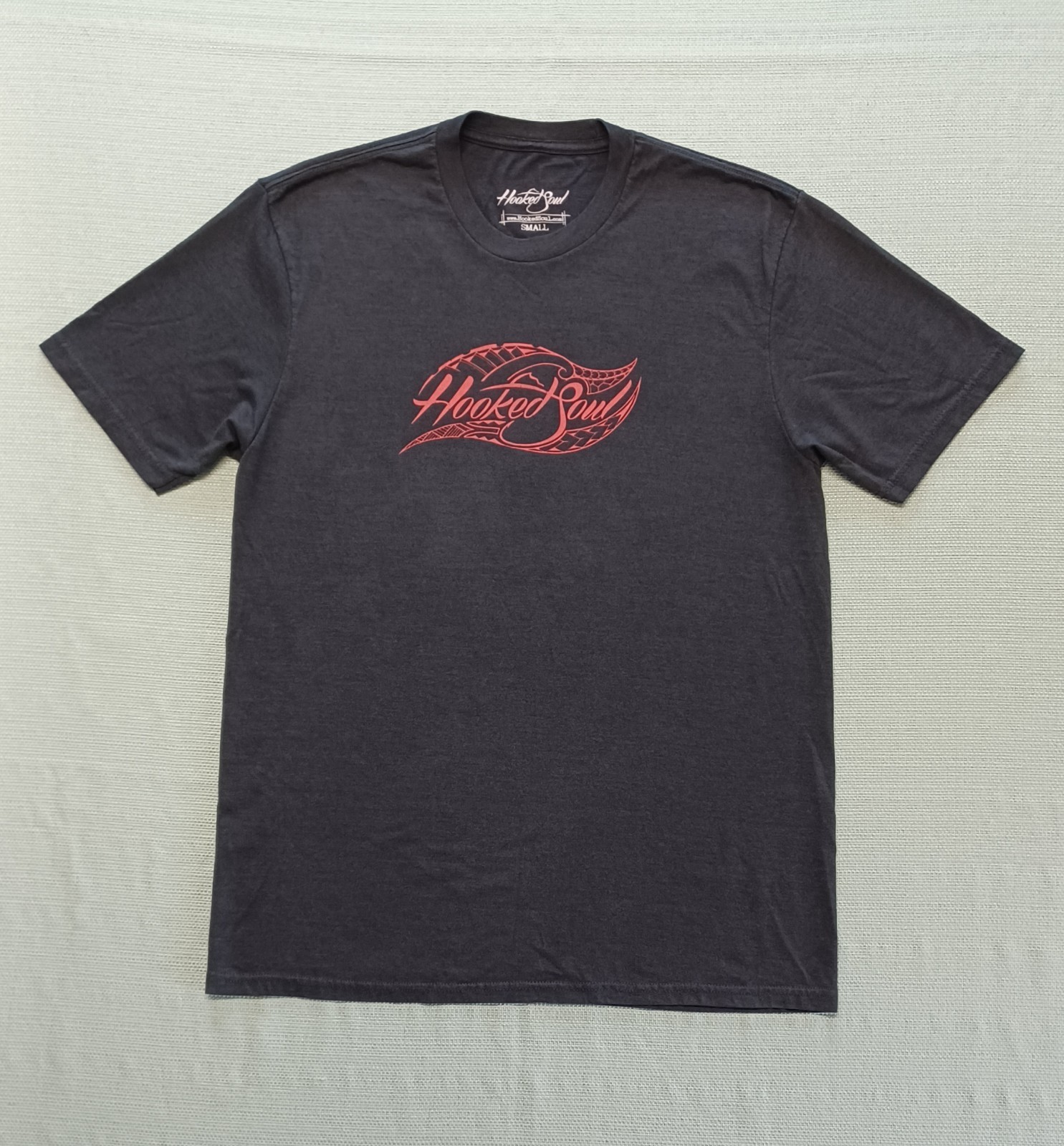Hooked Soul Fishing Brand T-Shirt Dark Gray Hammerhead Shark Graphic Size Small