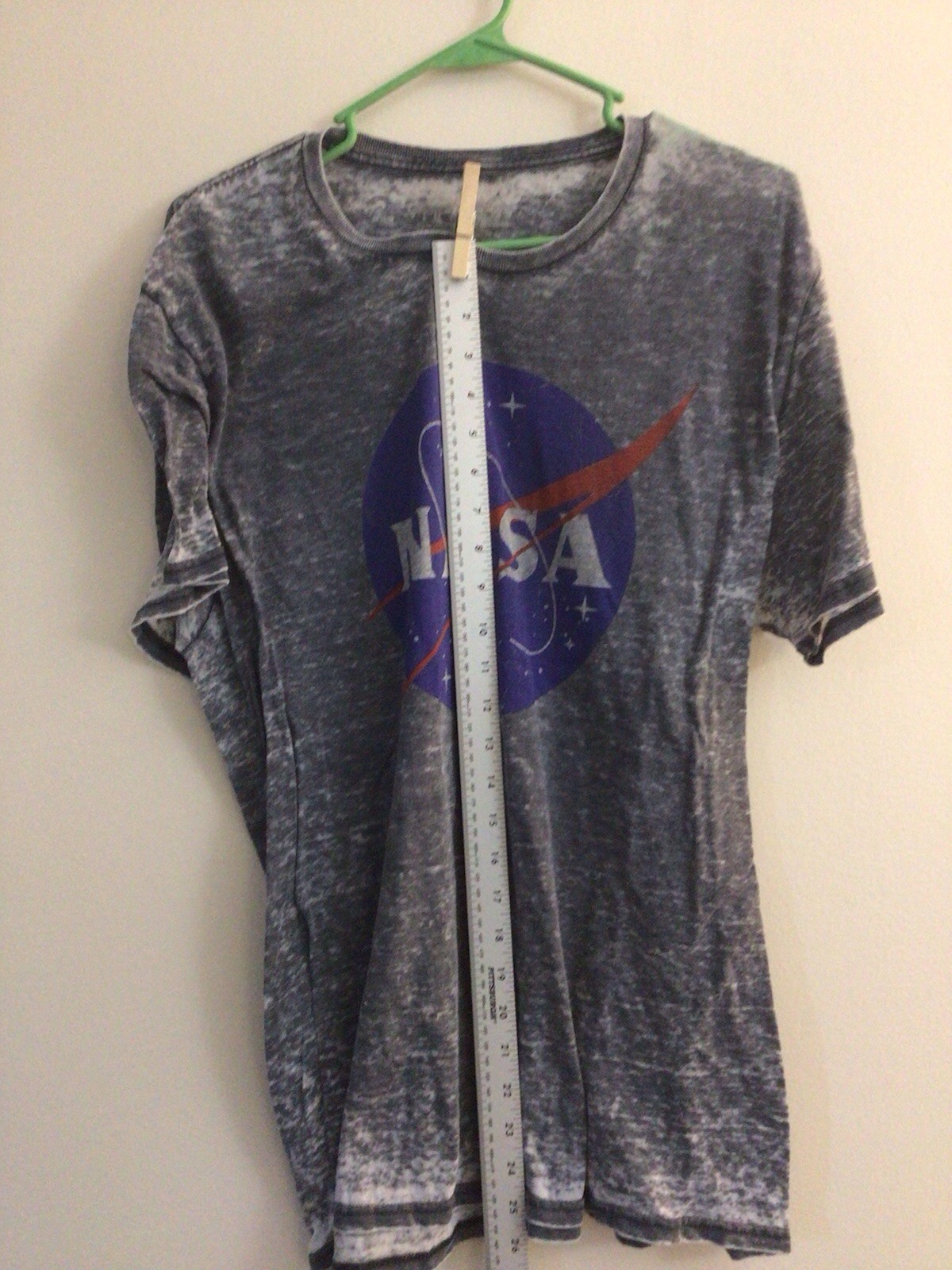 NASA Themed Graphic T-shirt Thin Soft Material Distressed Look Size Large