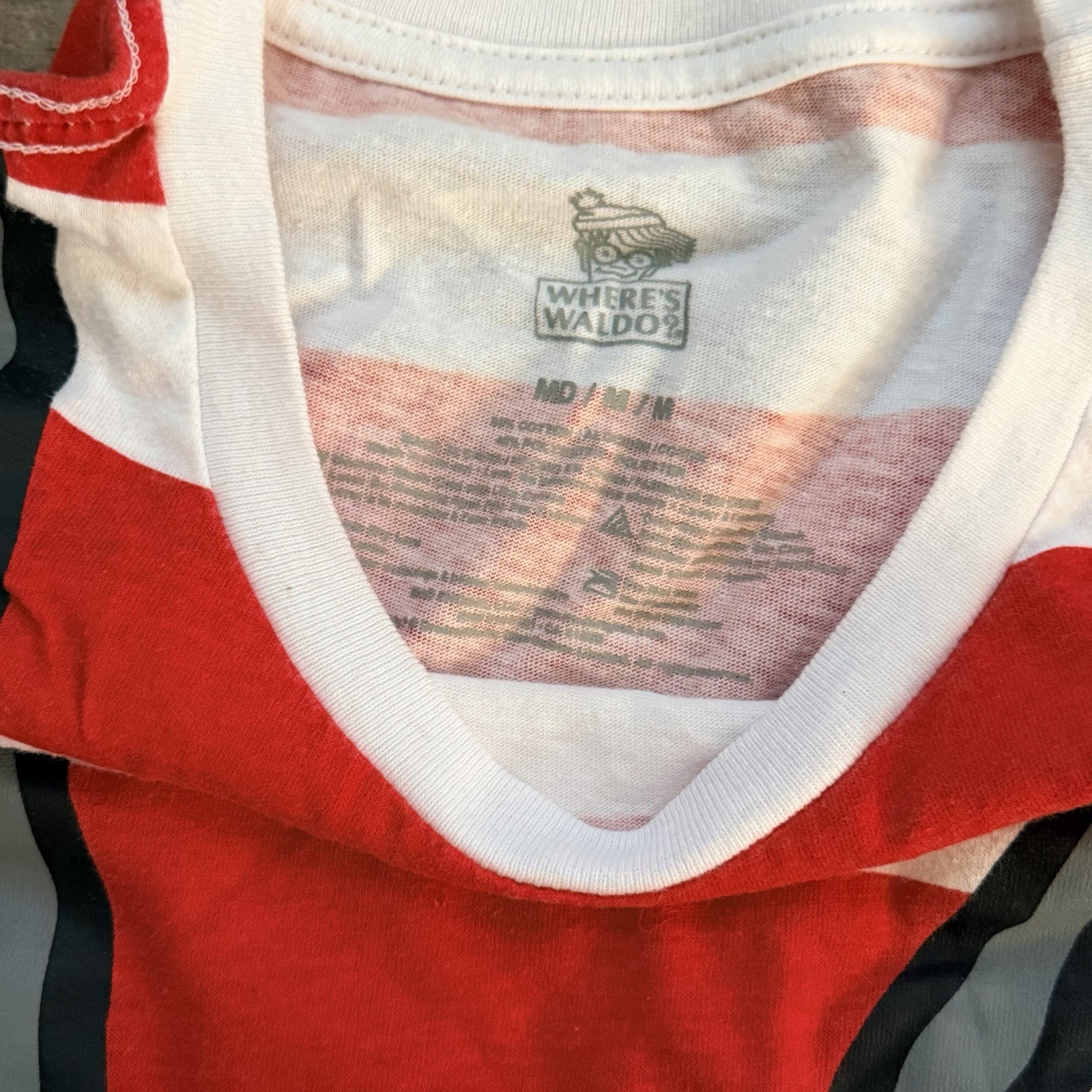Where&rsquo;s Waldo? Men&rsquo;s Red White Striped Graphic Crew Neck Short Sleeve Tee M