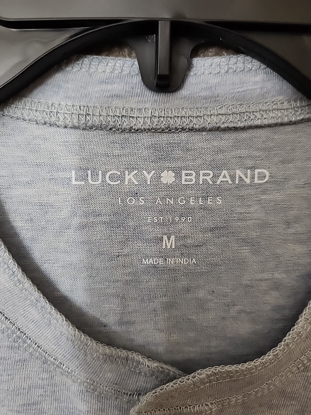 Lucky Brand Short Sleeve Henley Shirt Mens Medium Light Heather Blue NEW