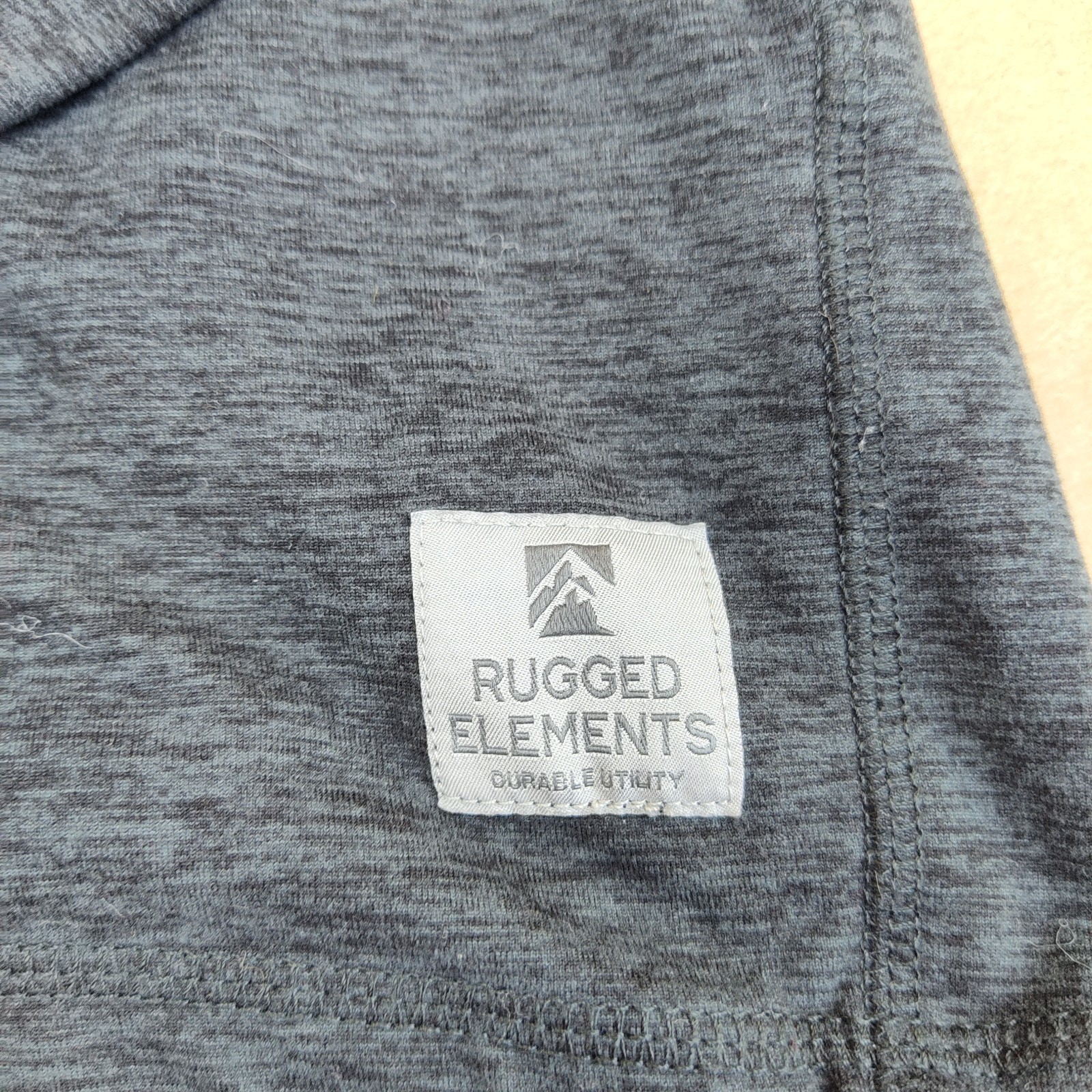 LG Rugged Elements Durable Utility T-Shirt Men Dk Gray Heather Long Sleeve Pull
