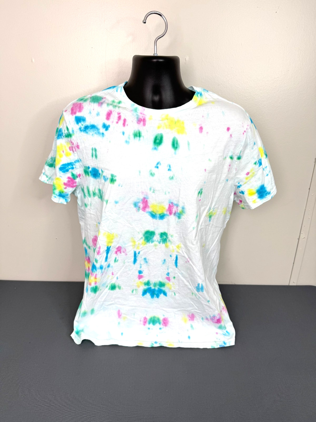 Pair Of Thieves Tie Dye T-shirt Men&rsquo;s Size Large Crewneck