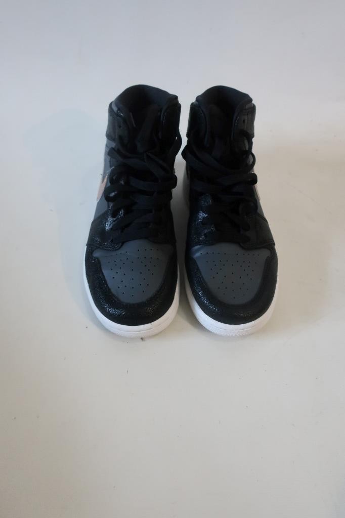 NWOT Boys Nike Air Jordan Black, Rose Gold 705300-006 High Top Sneakers 4.5Y