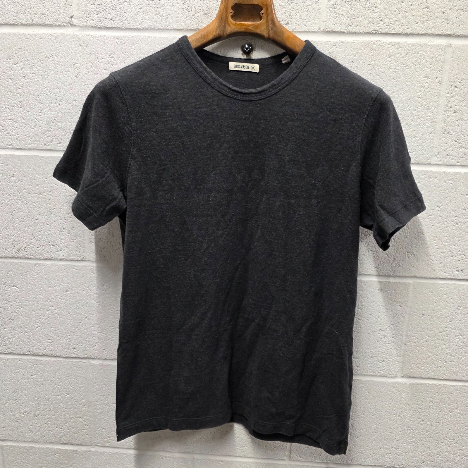 Buck Mason Yuma Hemp Cotton T-Shirt Mens M Straight Hem Tee Black L 21×28