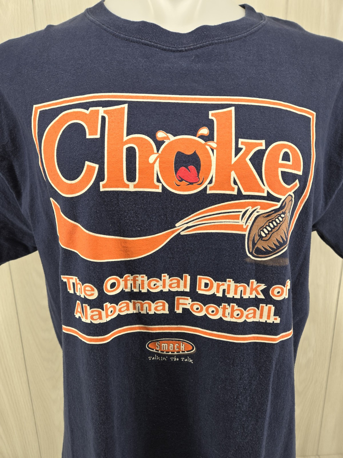 Auburn Tigers AU T-shirt Size Large Smack Talkin Choke Drink of Alabama Football