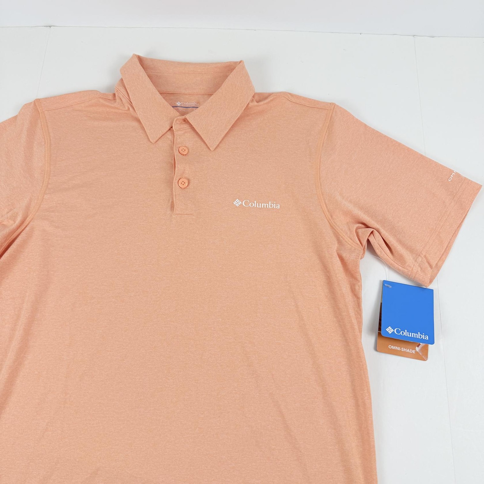 Columbia Men&rsquo;s Carter Short Sleeve Performance Crest Polo – Apricot Fizz-Small