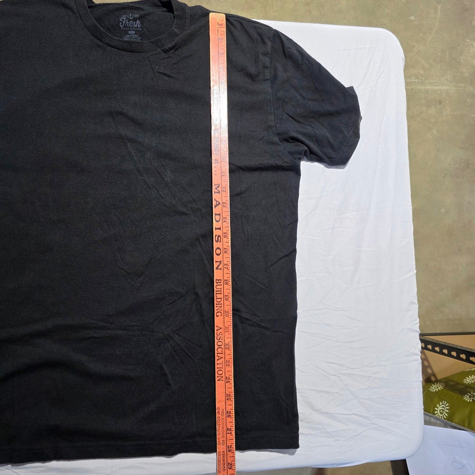 Fresh Clean Threads Mens XXL Black Crew Neck Short Sleeve T-Shirt Basic Tee