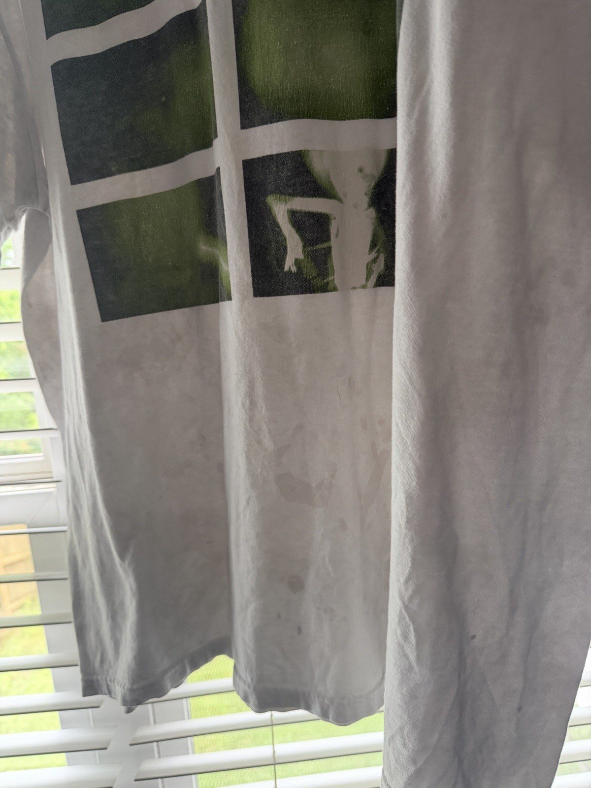 Supreme Mens XL SHIRT