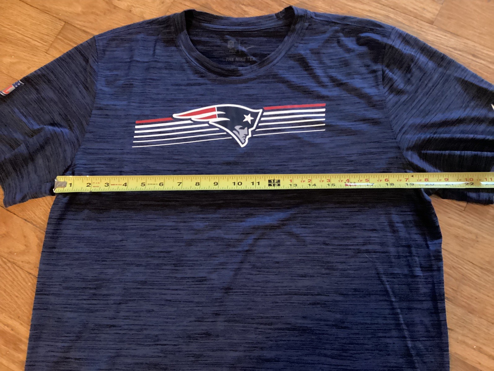 Men&rsquo;s Patriots The Nike Tee T-shirt Dri Fit NFL On Field Apparel XL short Sleeve