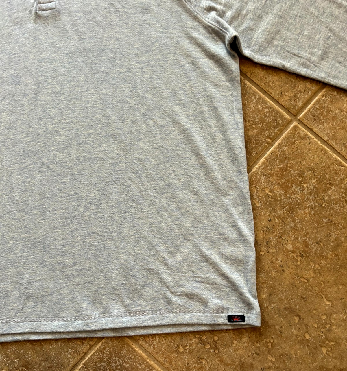 Faherty Cloud Henley T Shirt Mens XXL Light Blue Heather Long Sleeve $98 NWT