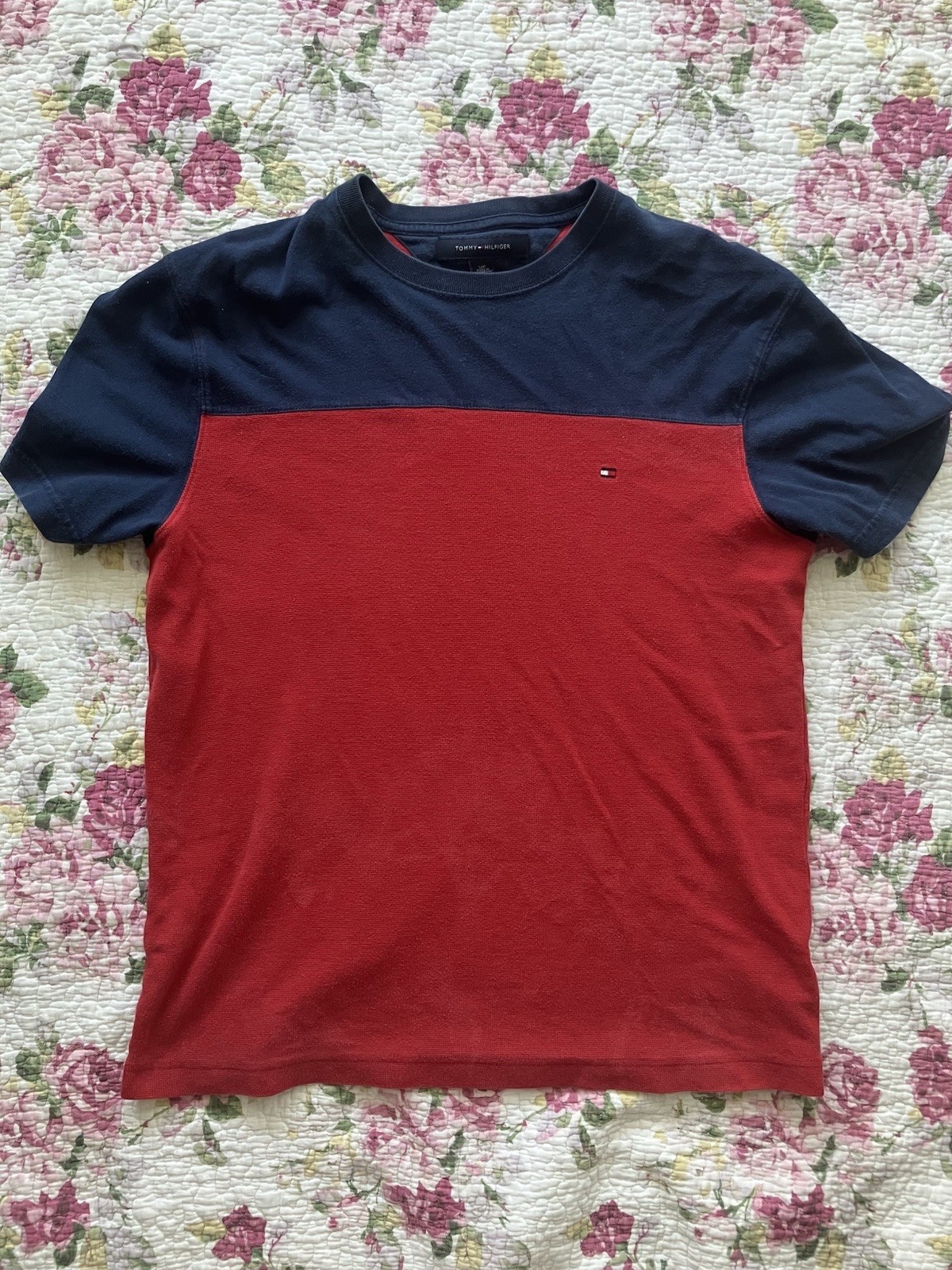 Tommy Hilfiger Logo Colorblock Crew Neck Short Sleeve Knit T-Shirt Men’s S
