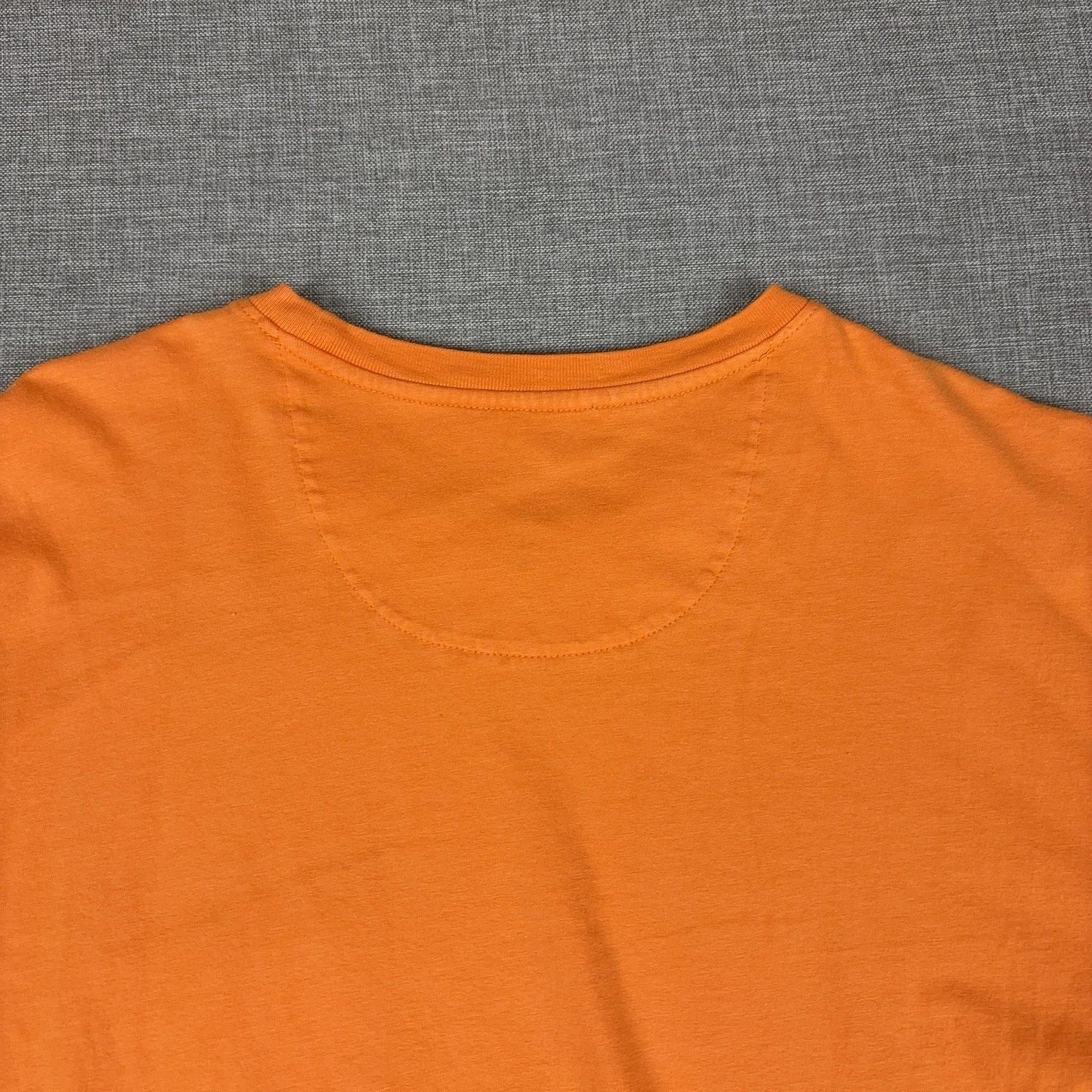 Tommy Bahama Shirt Mens M Orange Pima Cotton Pocket Tagless Logo Jersey Crewneck