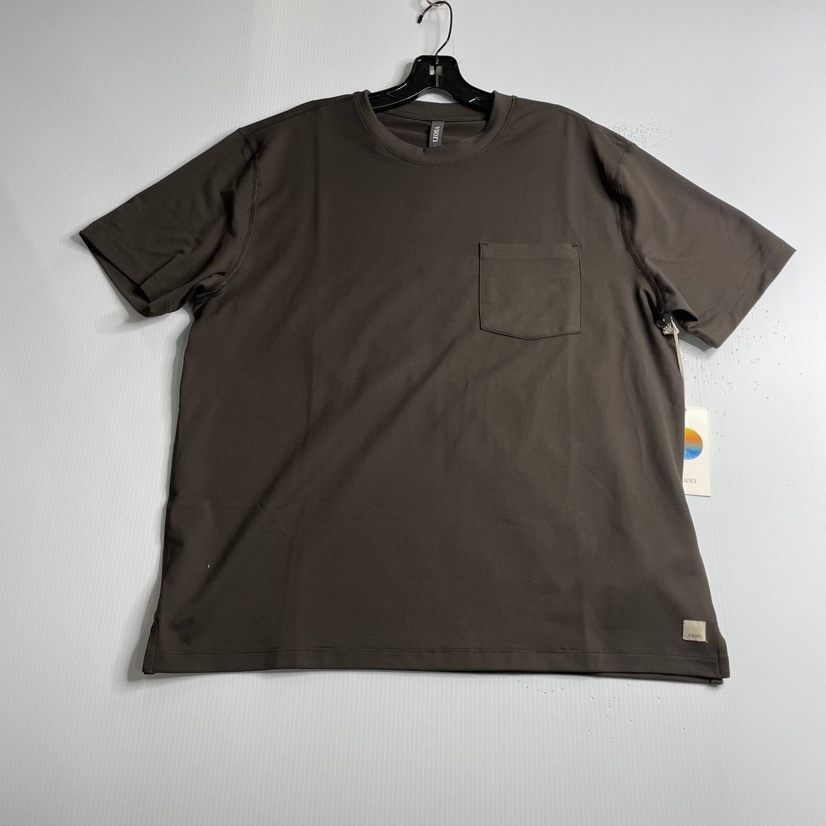 VUORI Short Sleeve Ponto Pocket Tee Men&rsquo;s Size M Carbon