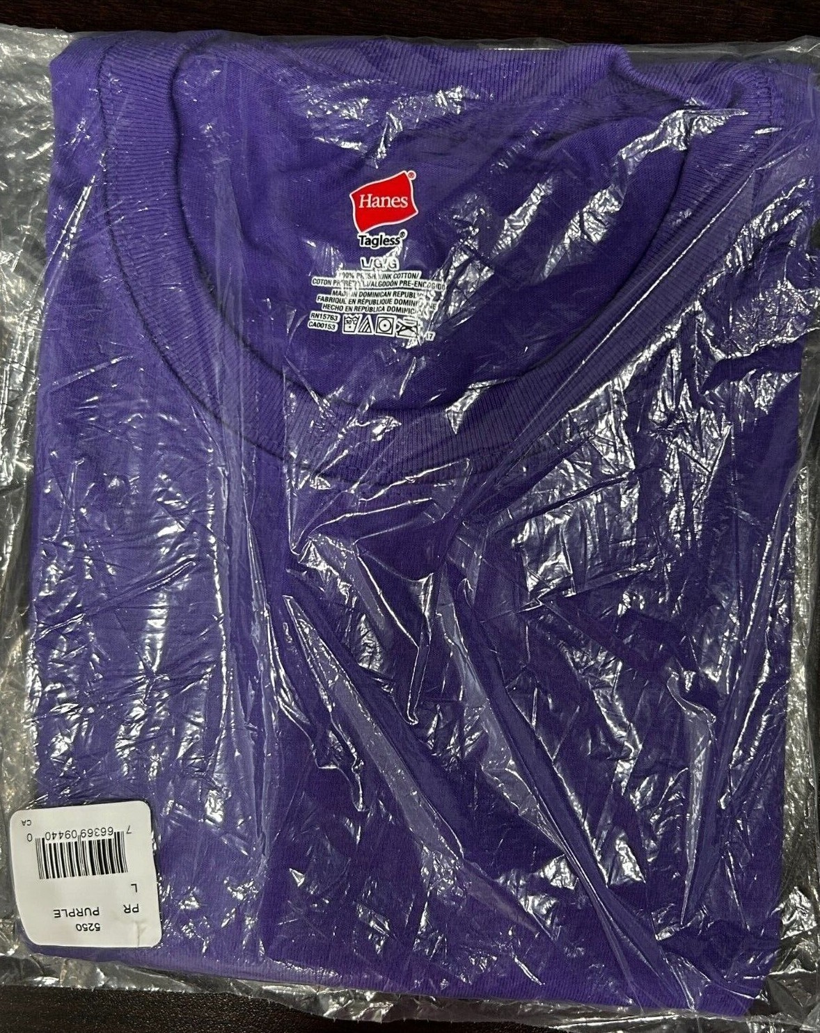 Hanes Tagless 100% Preshrunk Cotton Men&rsquo;s Size Large Tee Shirts Many Colors