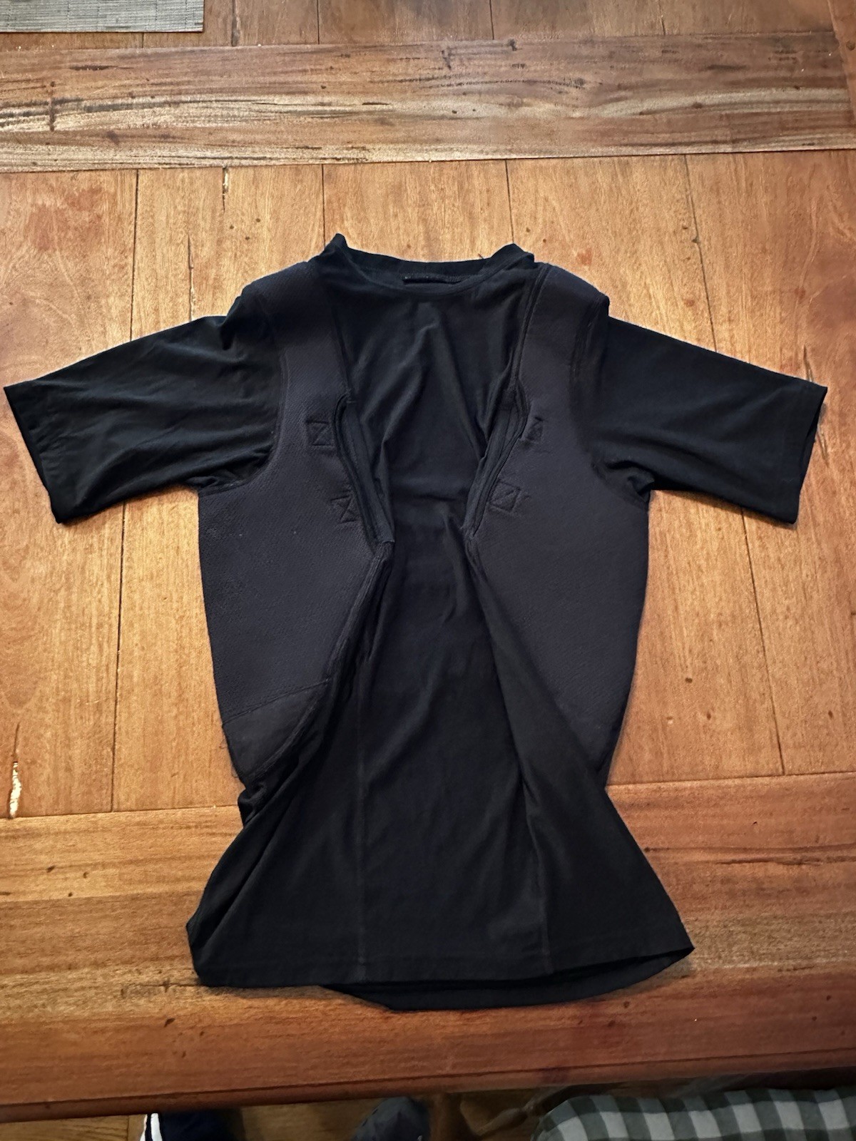 5.11 Tactical Shirt Men&rsquo;s LG Black Conceal Carry Holster Under Gear Padded Tee