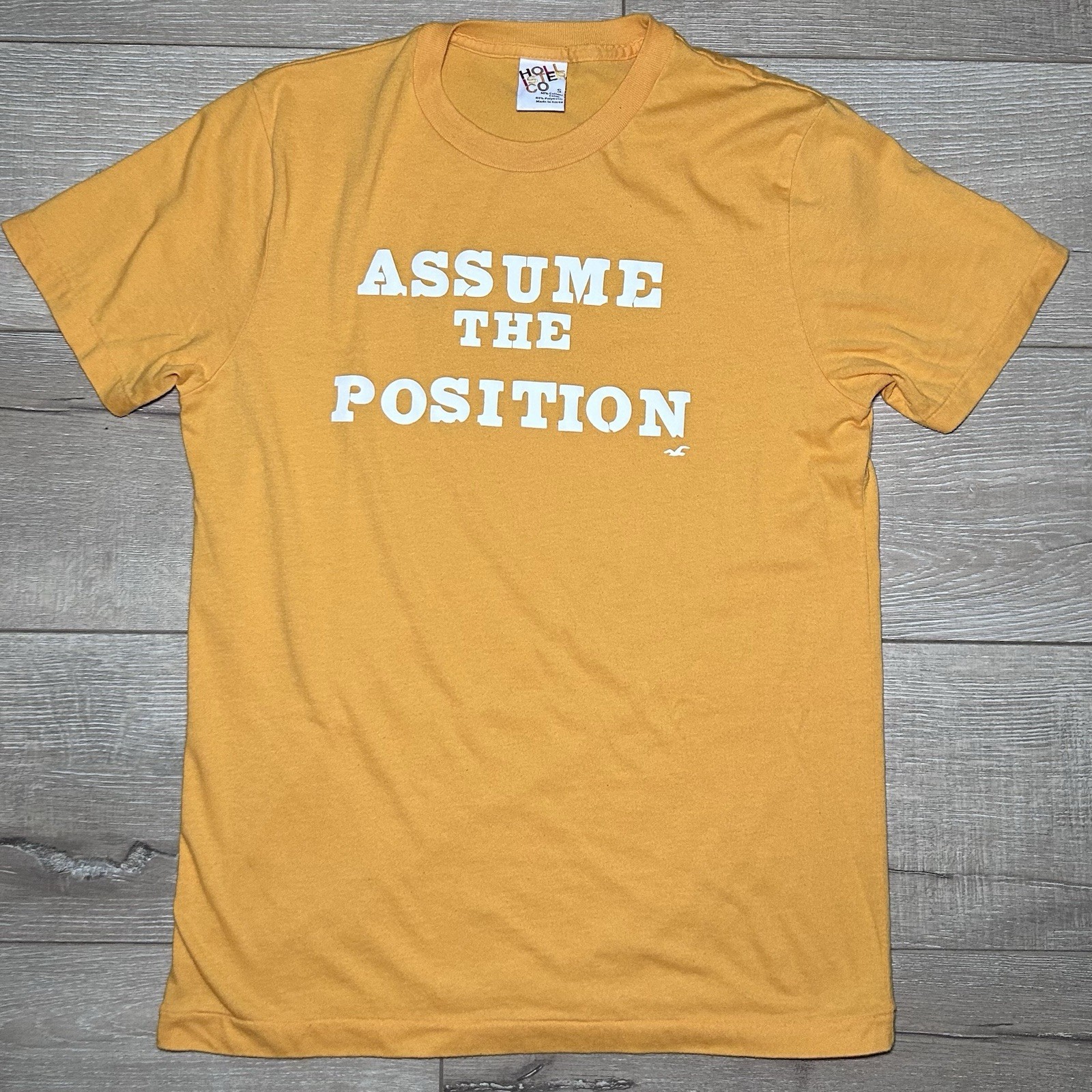 Assume The Position Graphic T Small Yellow Vintage Y2K Vulgar Humor Hollister