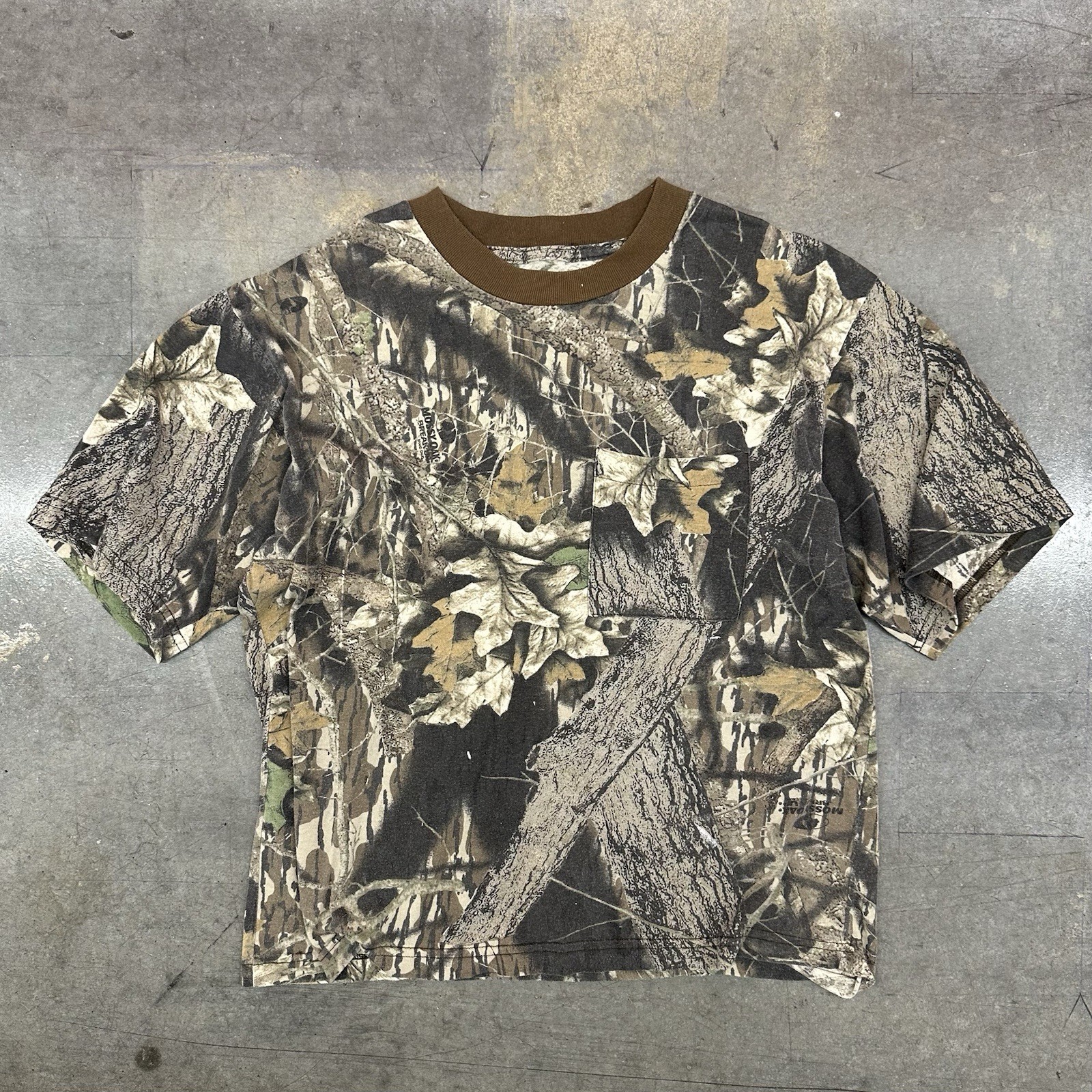 Vintage Mossy Oak Break Up Camouflage Pocket T Shirt Short Sleeve Men’s Large