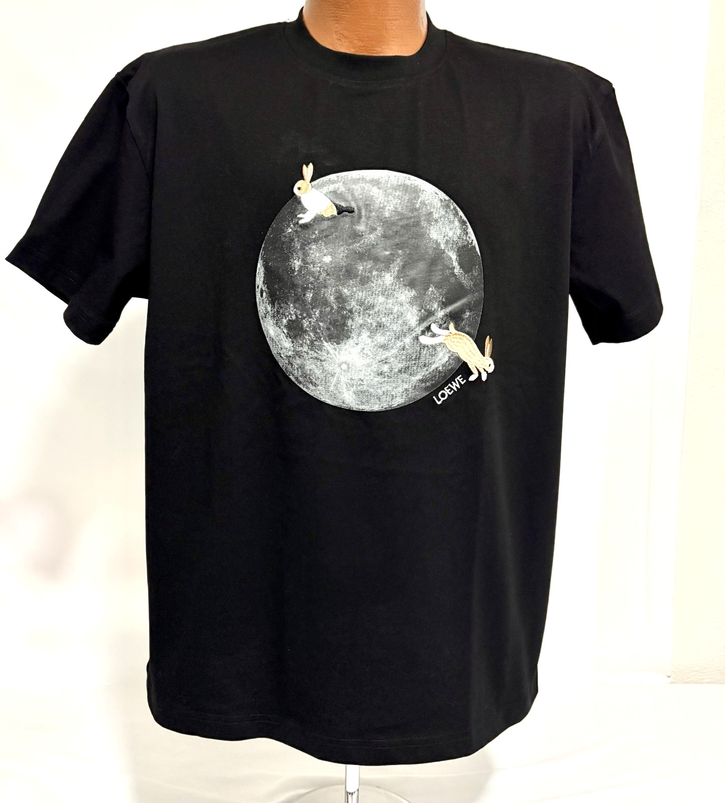 AUTHENTIC LOEWE x SUNA FUJITA EMBROIDERED BUNNIES, MOON PRINT T-SHIRT MEDIUM NWT