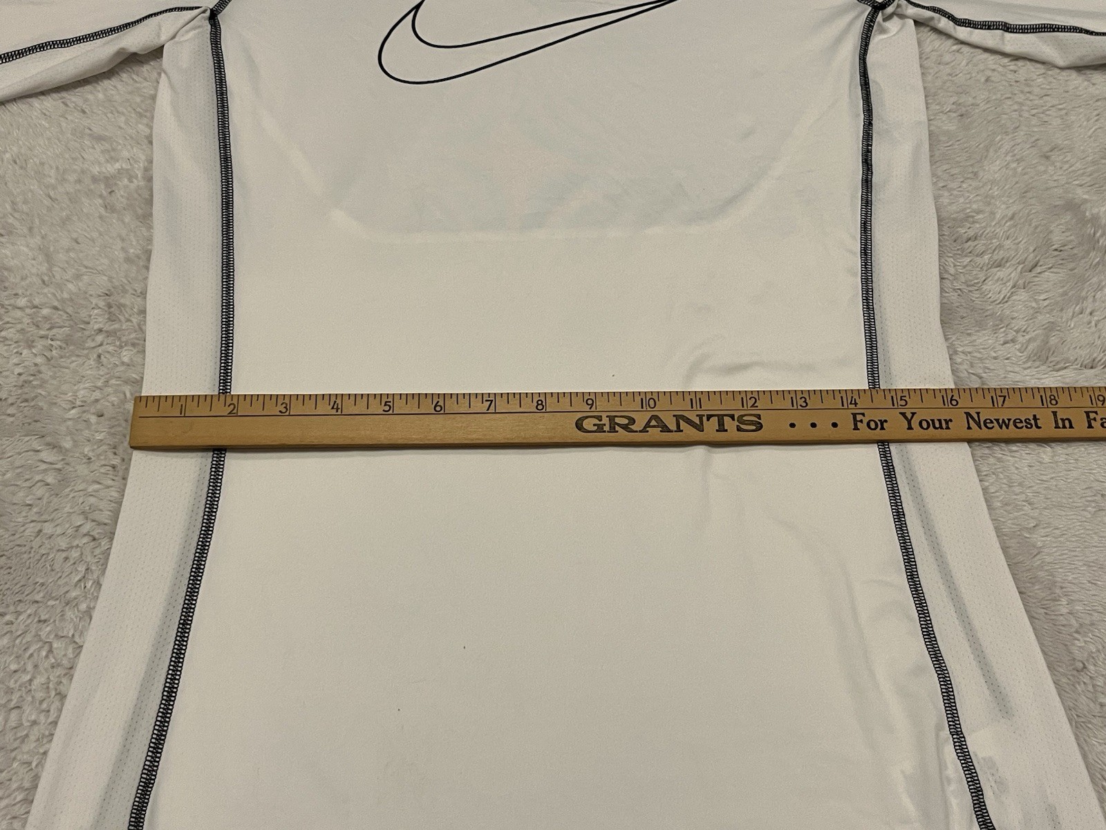 Nike Pro T-Shirt Mens L Short Sleeve Dri-Fit Tight Graphic Logo White DD1992-100