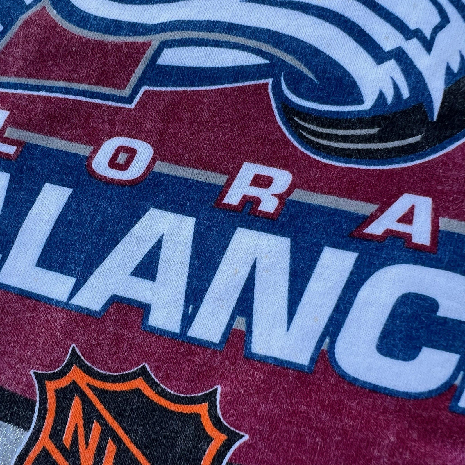 Vintage Starter NHL Colorado Avalanche 1996 Stanley Cup Champion T Shirt Men’s M