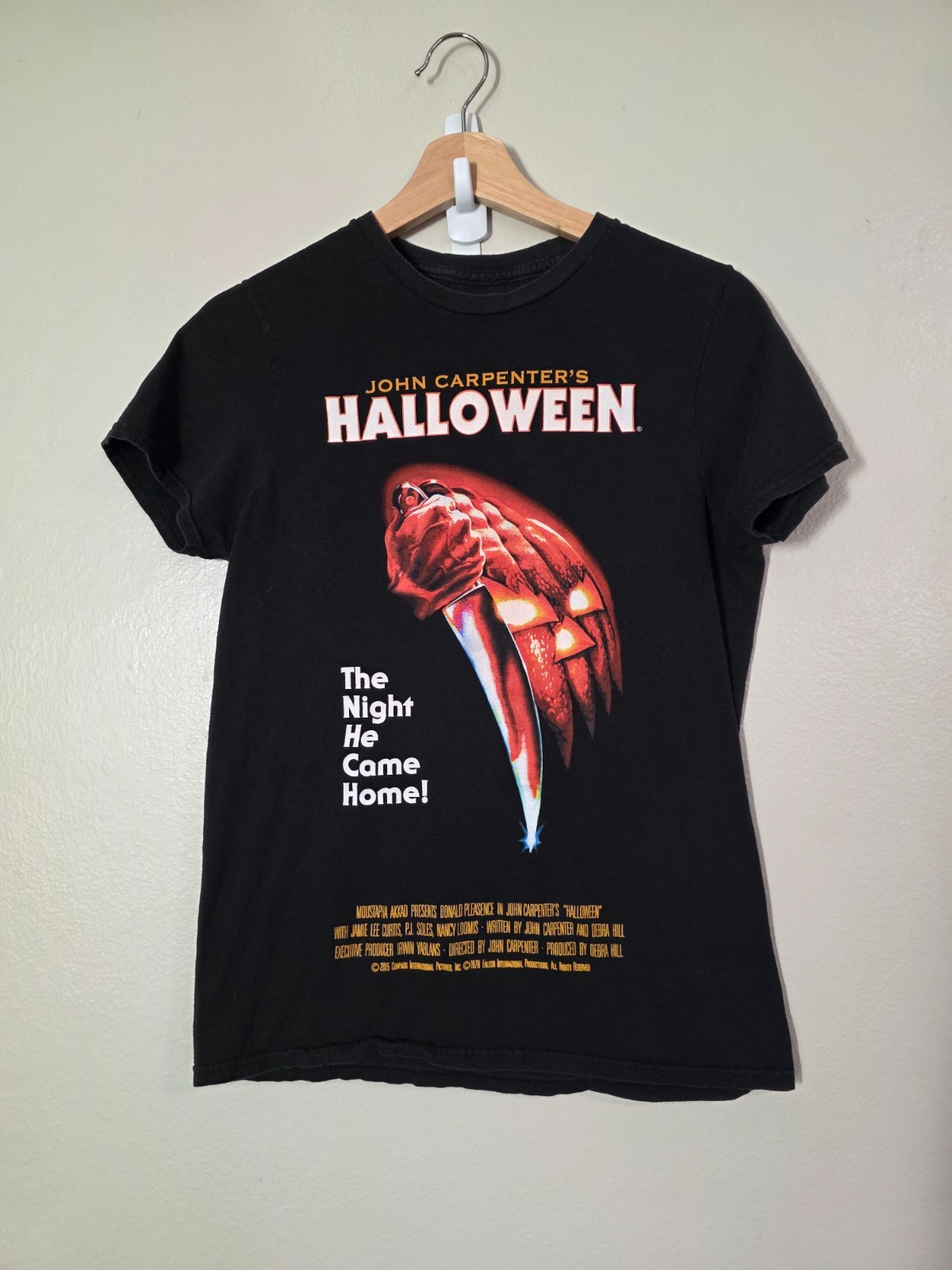 Men&rsquo;s Small John Carpenter&rsquo; Halloween Movie Graphic T-Shirt Cult Classic Film