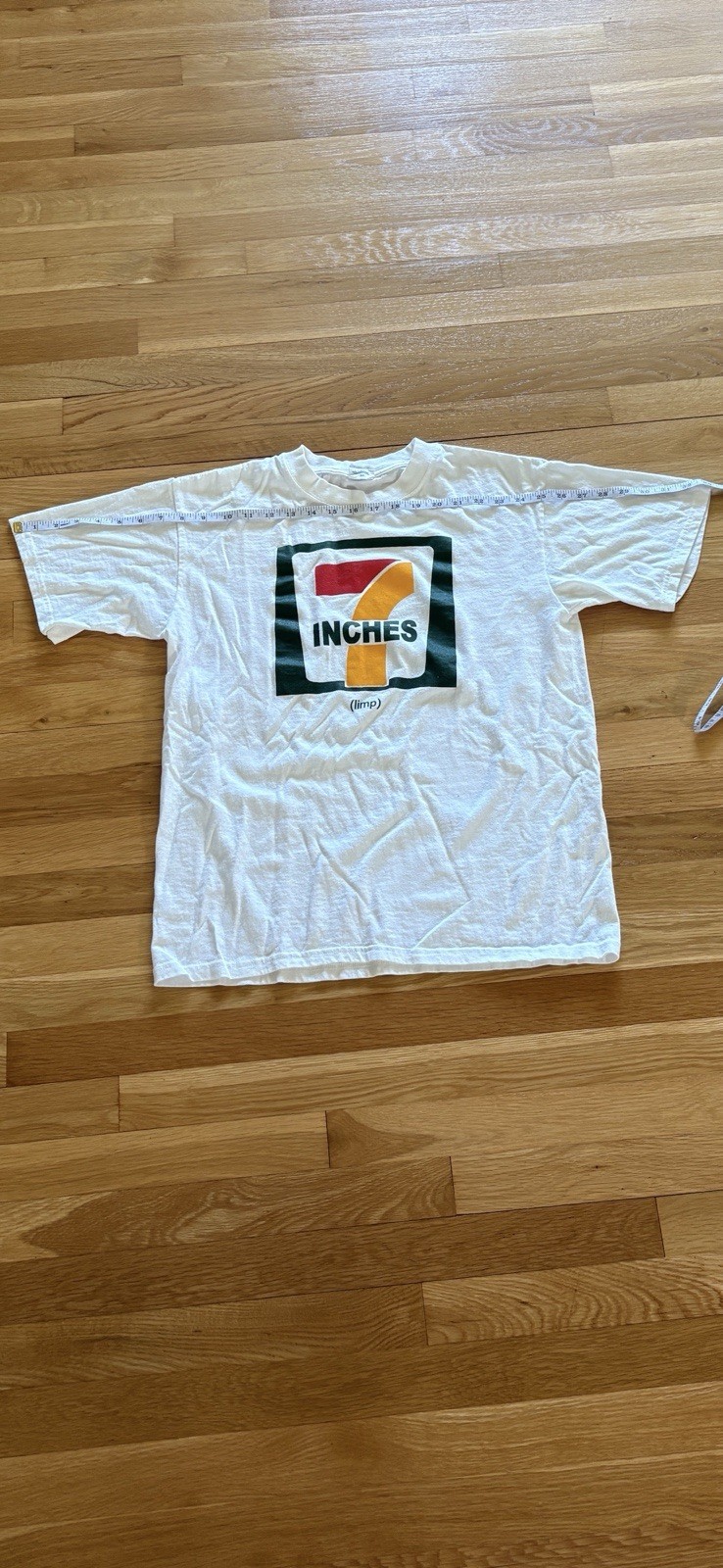 7-Eleven/ 7 Inches Graphic Logo Crew Neck Men&rsquo;s T-Shirt Size M