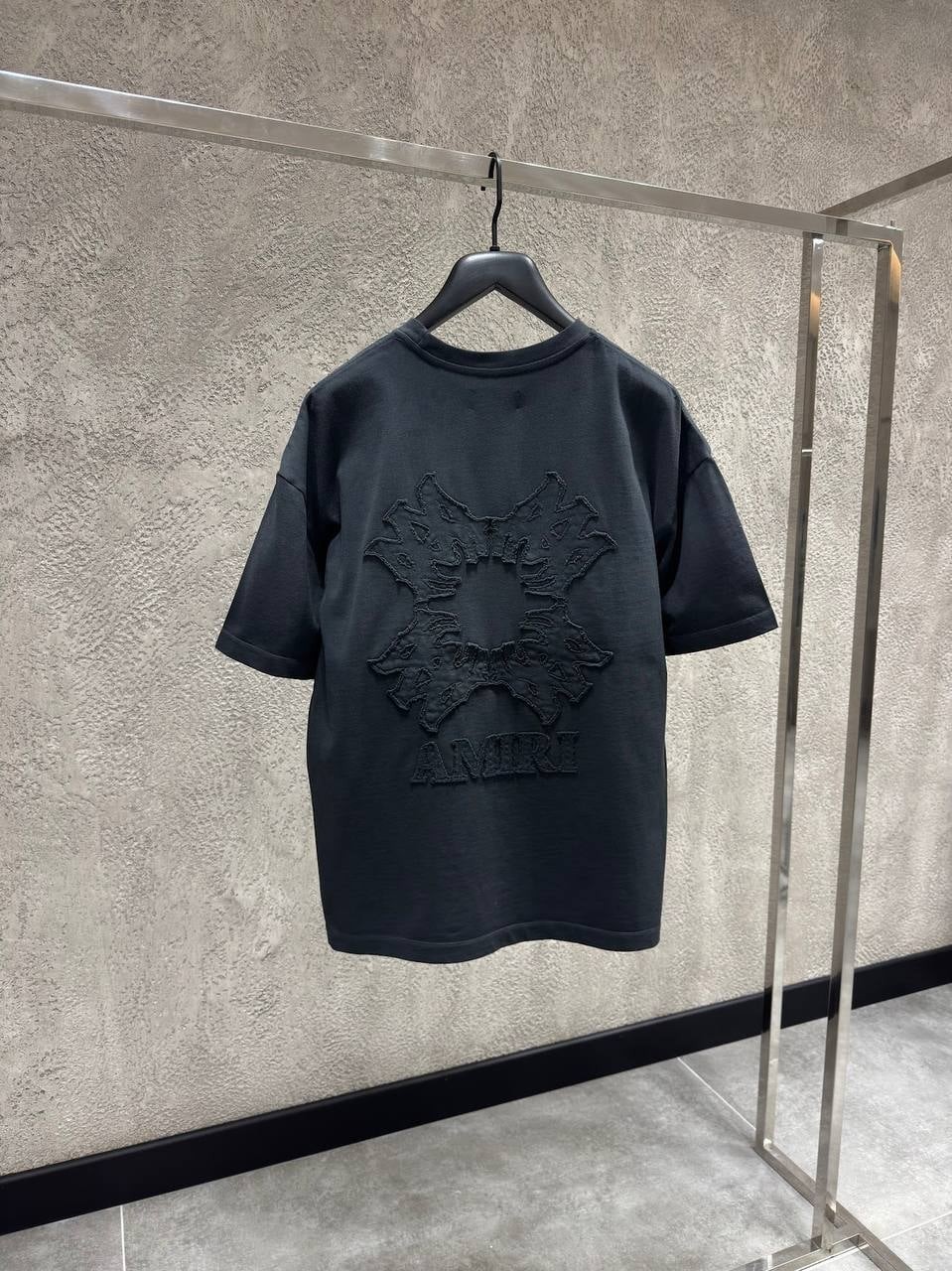 AMIRI Men&rsquo;s Black Graphic Logo T-Shirt Jersey Cotton Crew Neck Sıze M