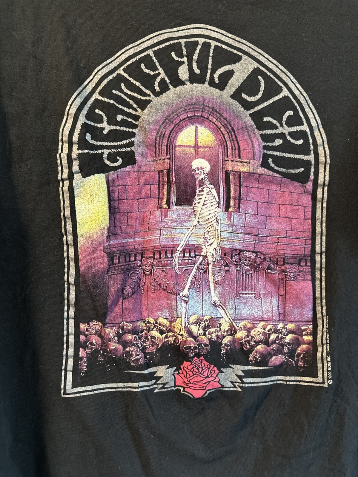 Vintage Grateful Dead Skeleton Walking on Skulls Thrashed T-Shirt Brockum USA