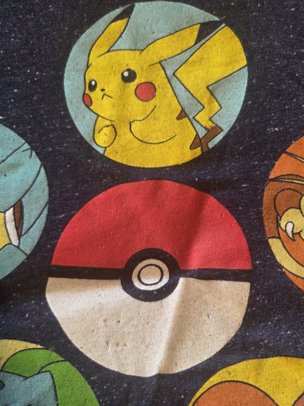 Pokémon 2016 2XL Navy tee tshirt Pikachu Squirtle Charmander Meowth Bulbasaur