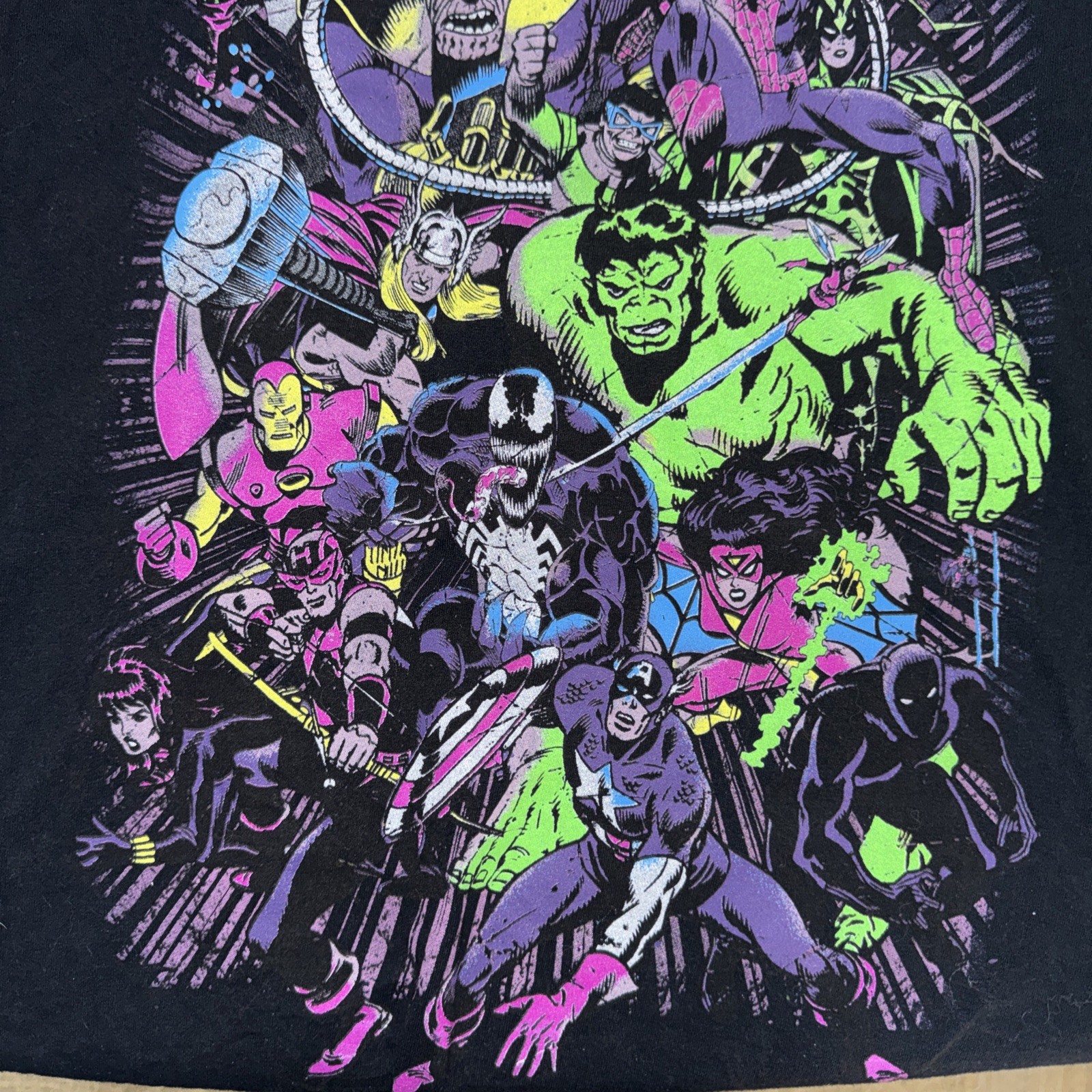 Mens Marvel Characters T-Shirt 100% Cotton Size M Black Neon Graphics