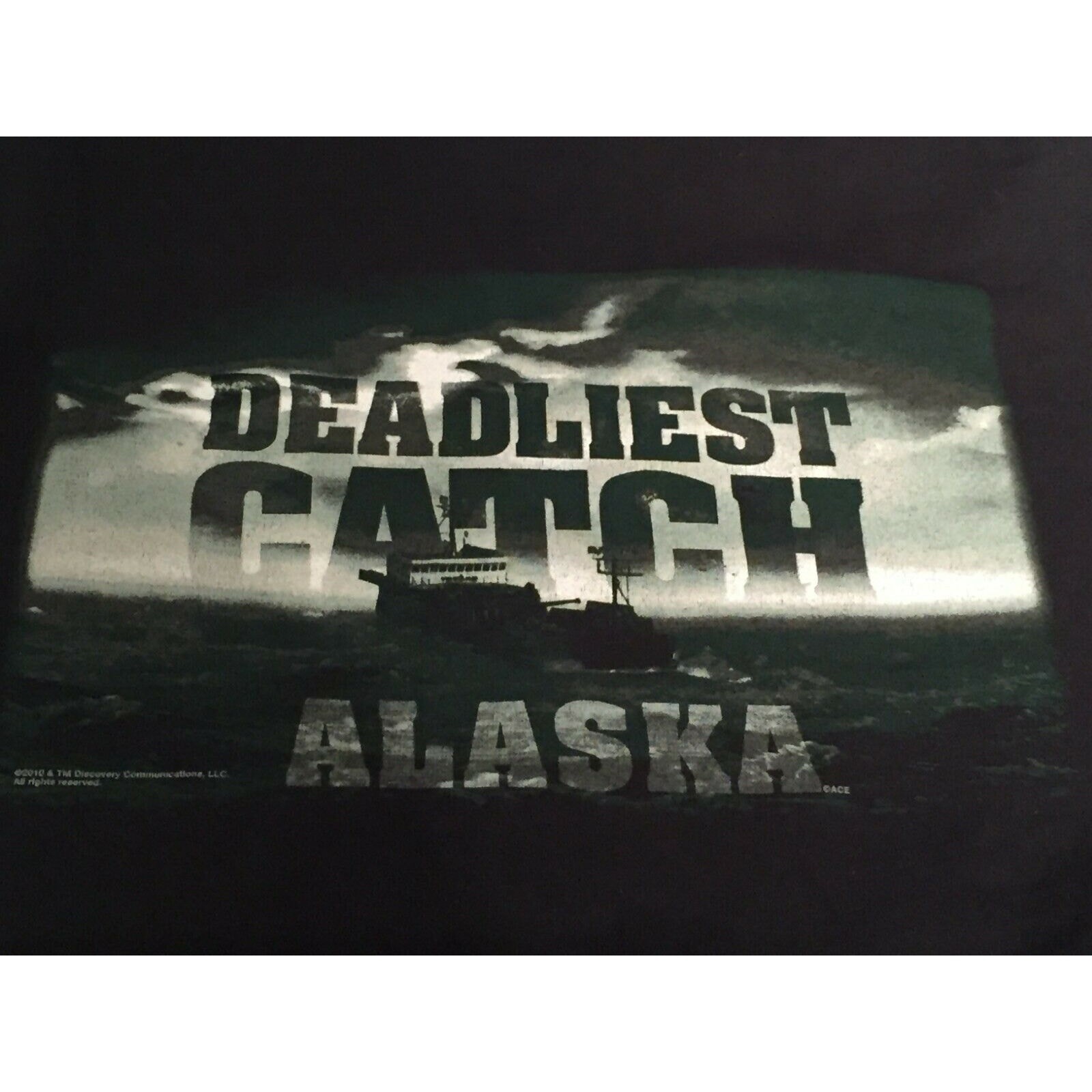 Deadliest Catch Alaska T-Shirt Discovery Channel Documentary TV Series Fishing M