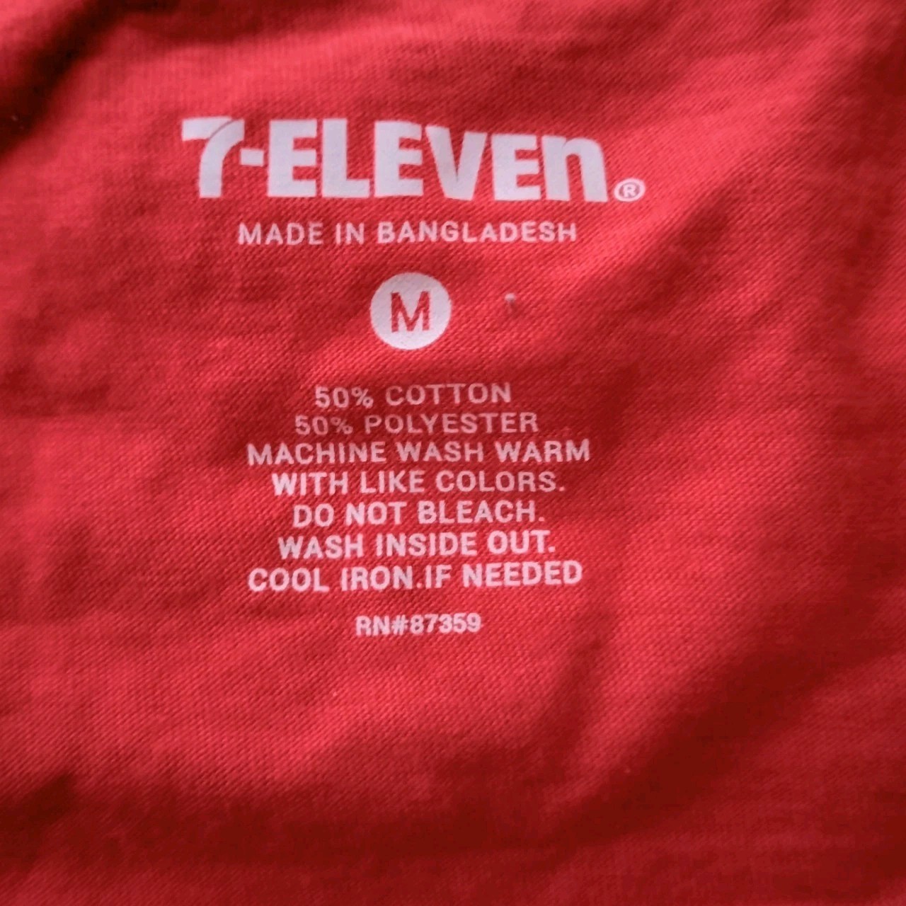 7-Eleven Speedway Reindeer Christmas T-Shirt Size Medium Red Holiday Gear