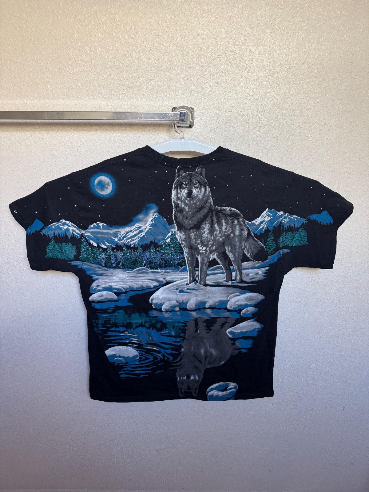 Liquid Blue Arctic Wolf Graphic Tee Wild Animal Print Shirt