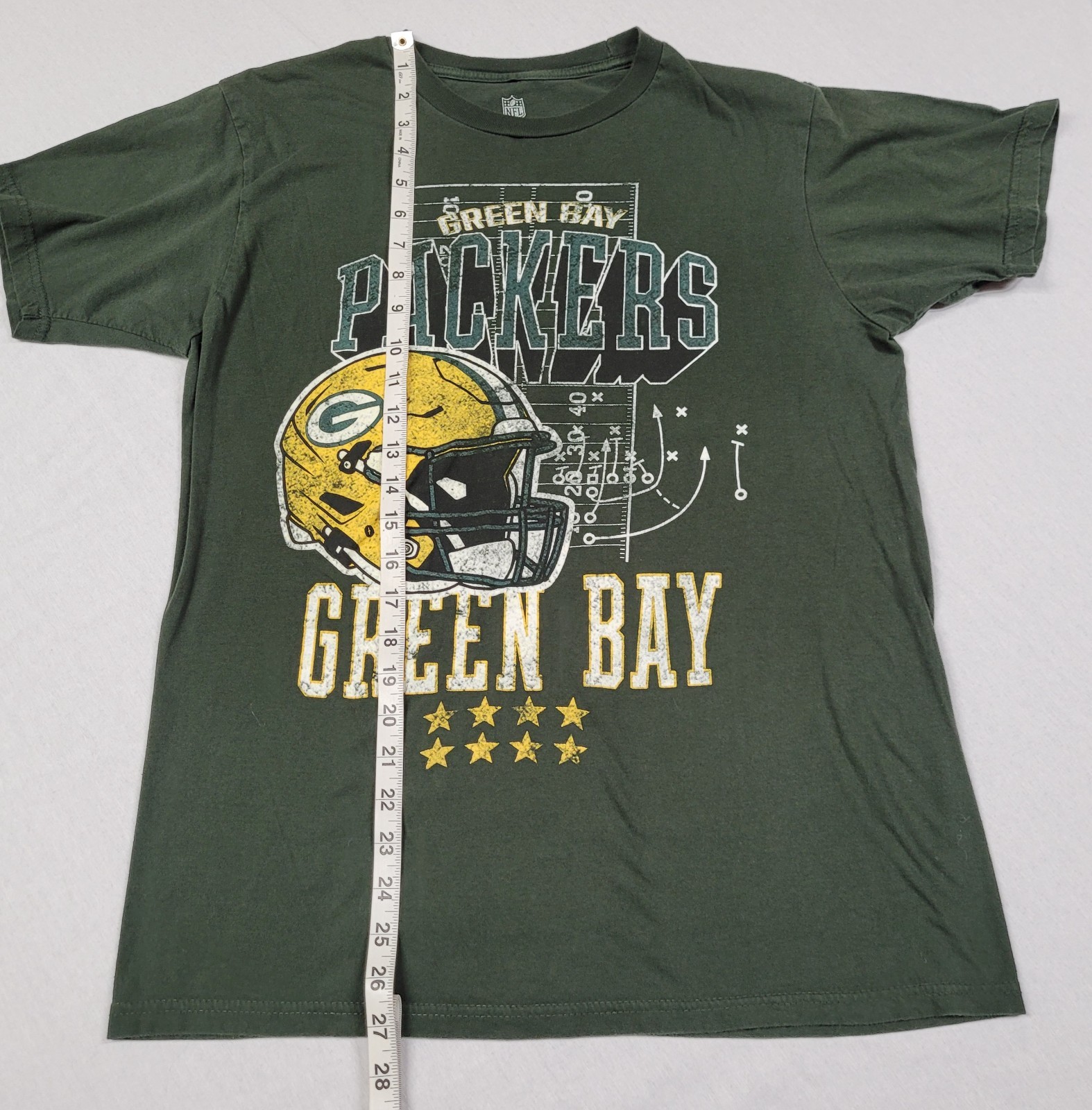 NFL Team Apparel Green Bay Packers Distressed Graphic Print T-shirt Men&rsquo;s M