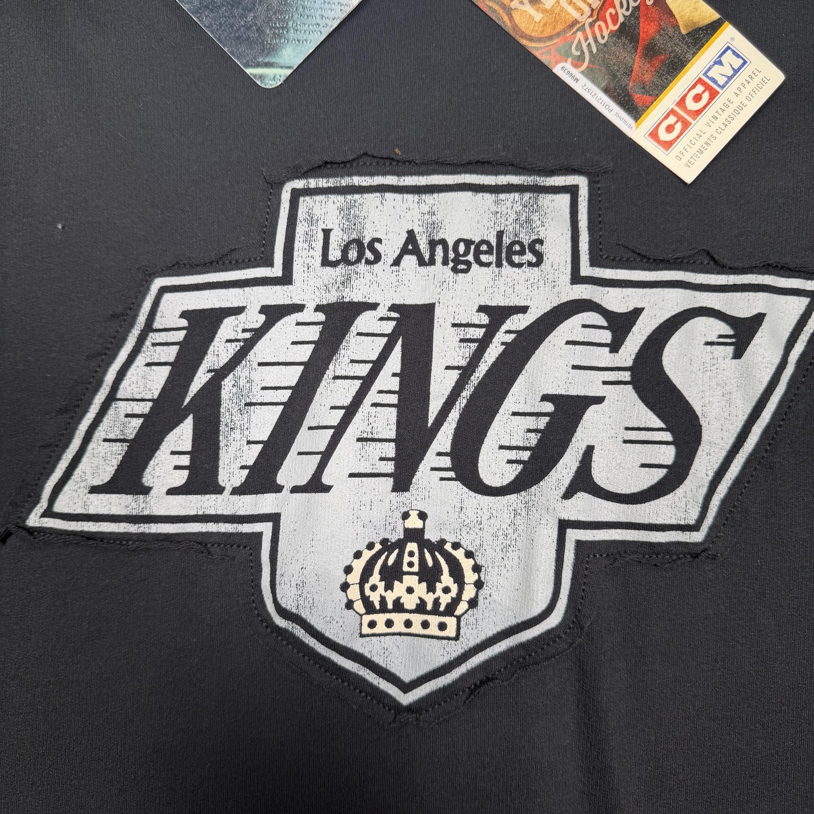 Los Angeles Kings Shirt Mens XL Black CCM Long Sleeve Hockey Graphic T-Shirt