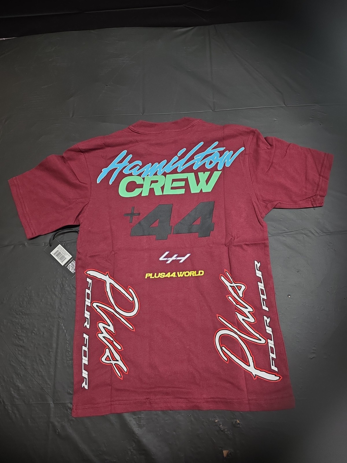 +44 Lewis Hamilton Formula 1 Austin crew Tee shirt Plus 44 NWT New Red Size S