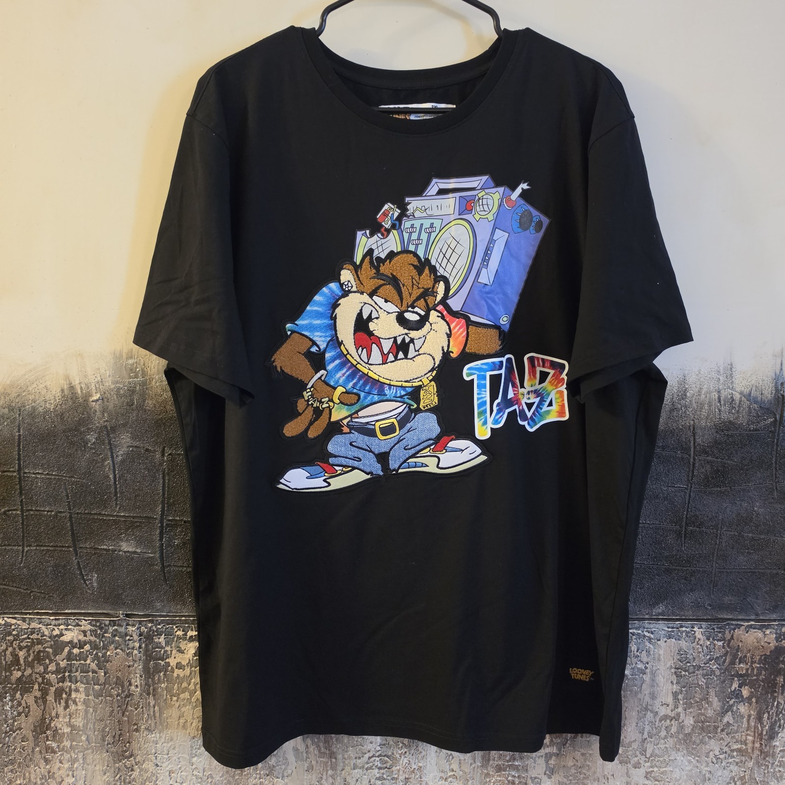 Looney Tunes Taz Black Graphic Embroidered Logo Crew Neck Men&rsquo;s T-Shirt 2XL