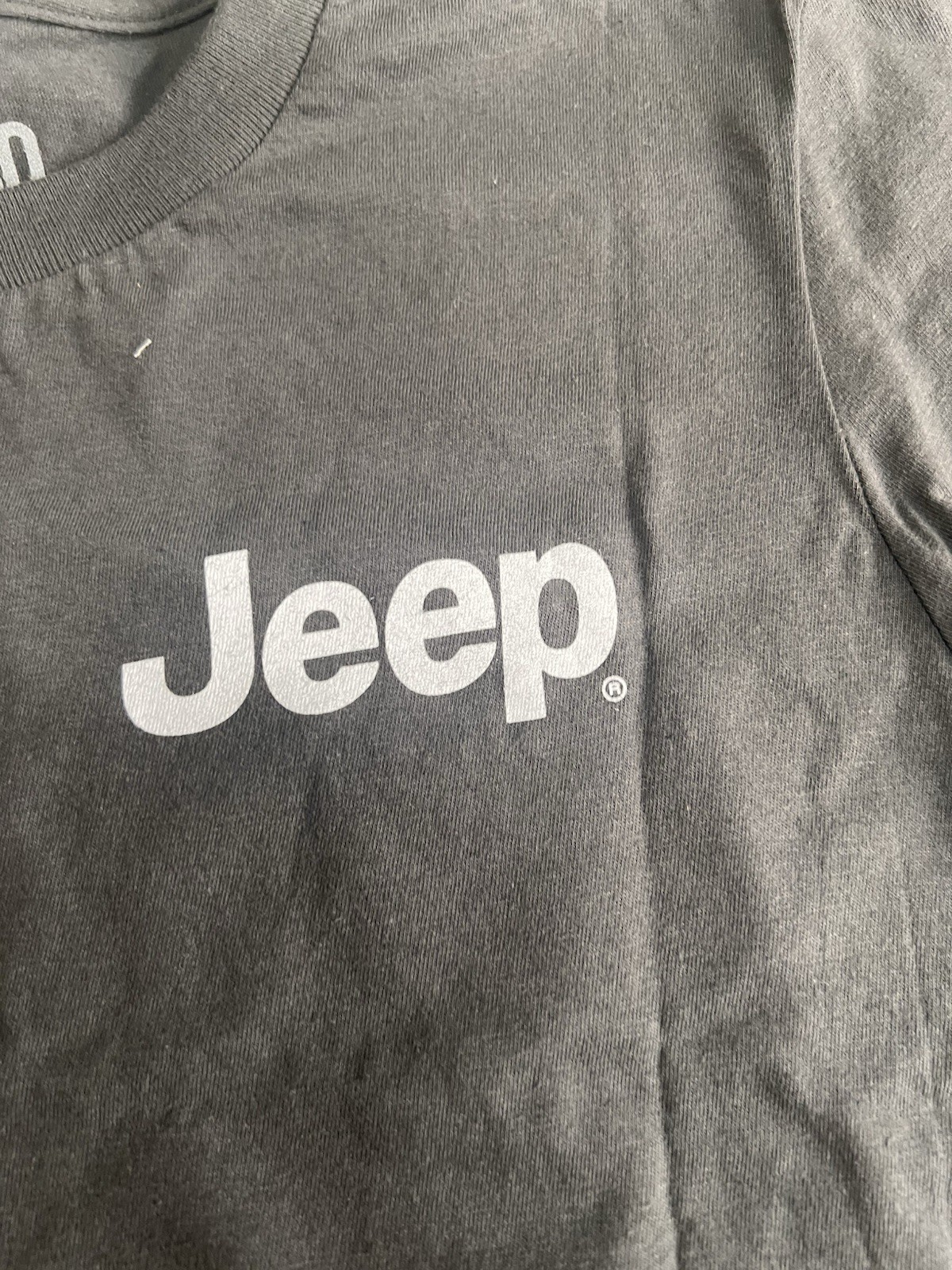 JEEP T-Shirt JEDCO Brand Men’s Small-100% Cotton Gray and Graphic Print
