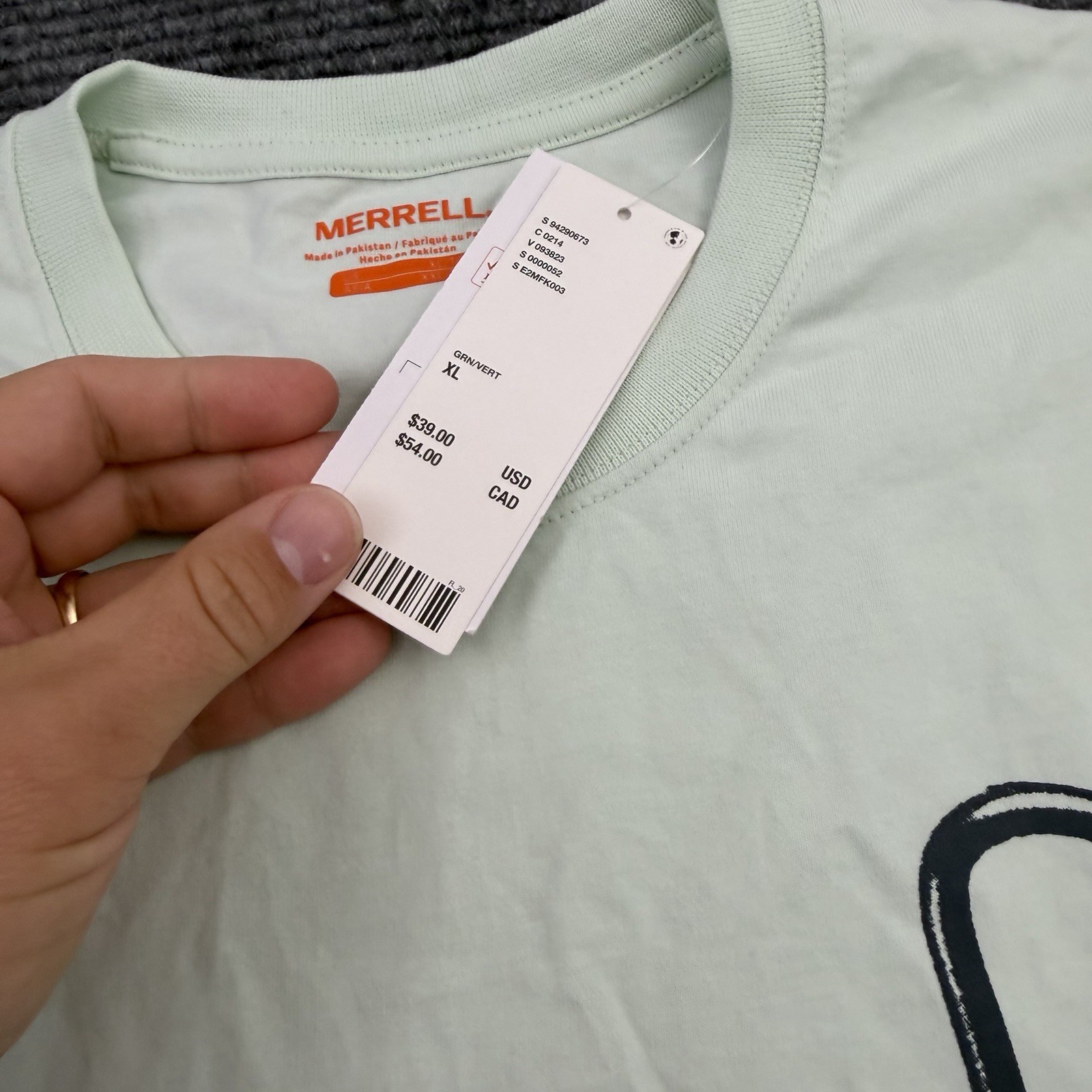 Merrell Climbing Graphic T-shirt Men’s Size XL Mint Green Cotton NWT MSRP $39