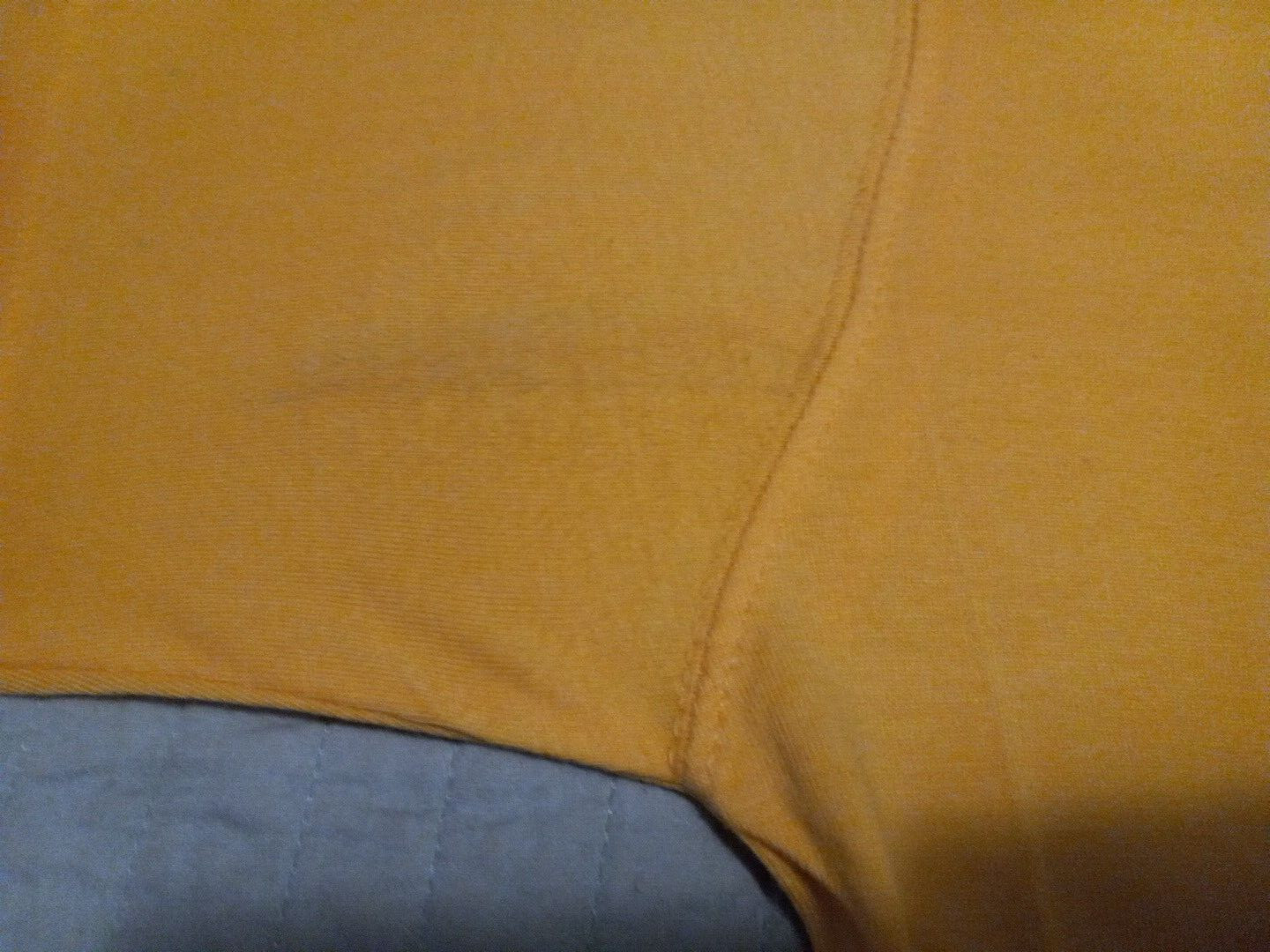 Rare Unisex Medium Unique Quality Apparel Yellow Levi&rsquo;s Spellout T Shirt