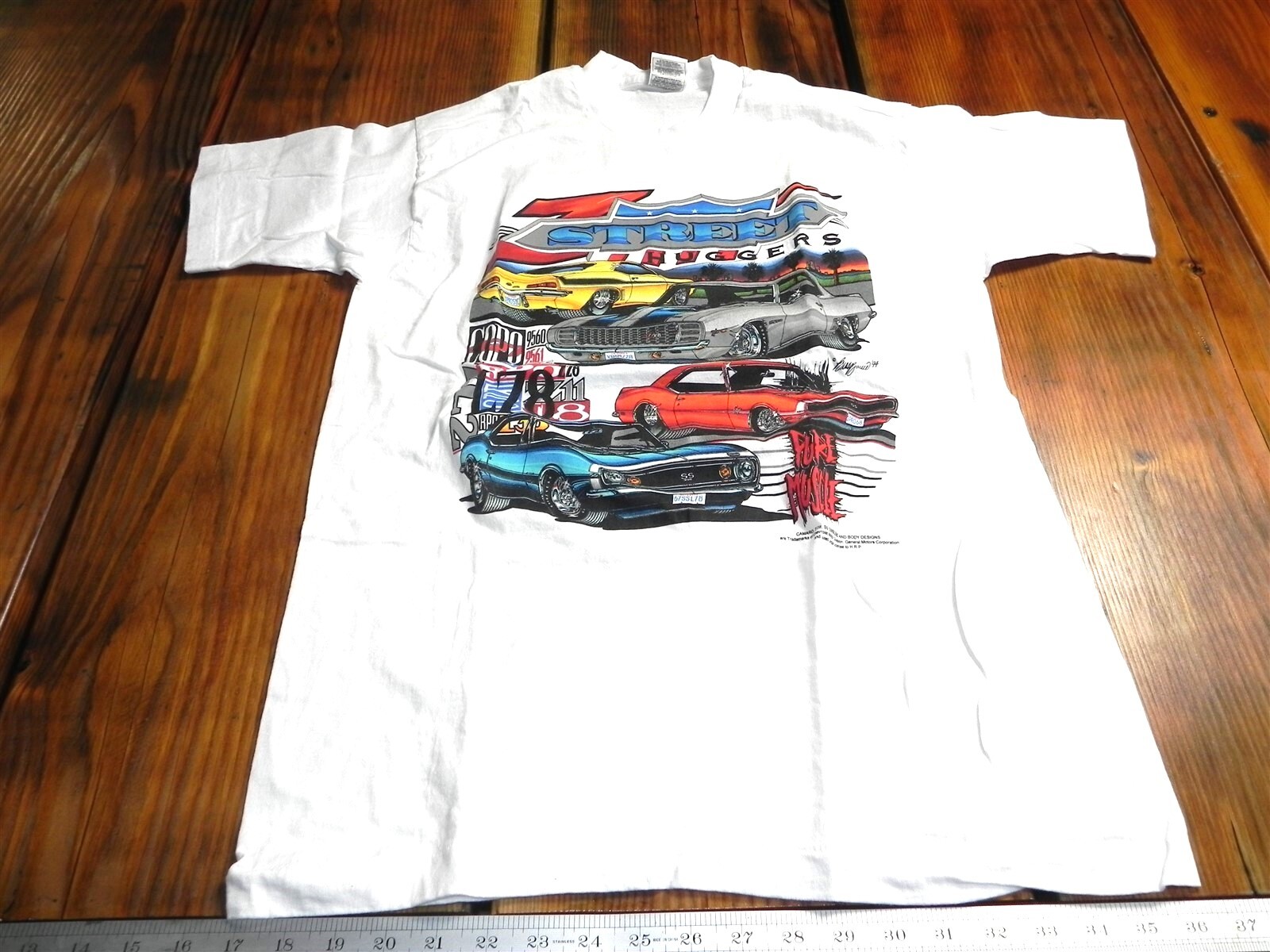 VINTAGE UNIQUE STREET HUGGERS USED MENS GARAGE RACE TEE SHIRT GREAT QUALITY