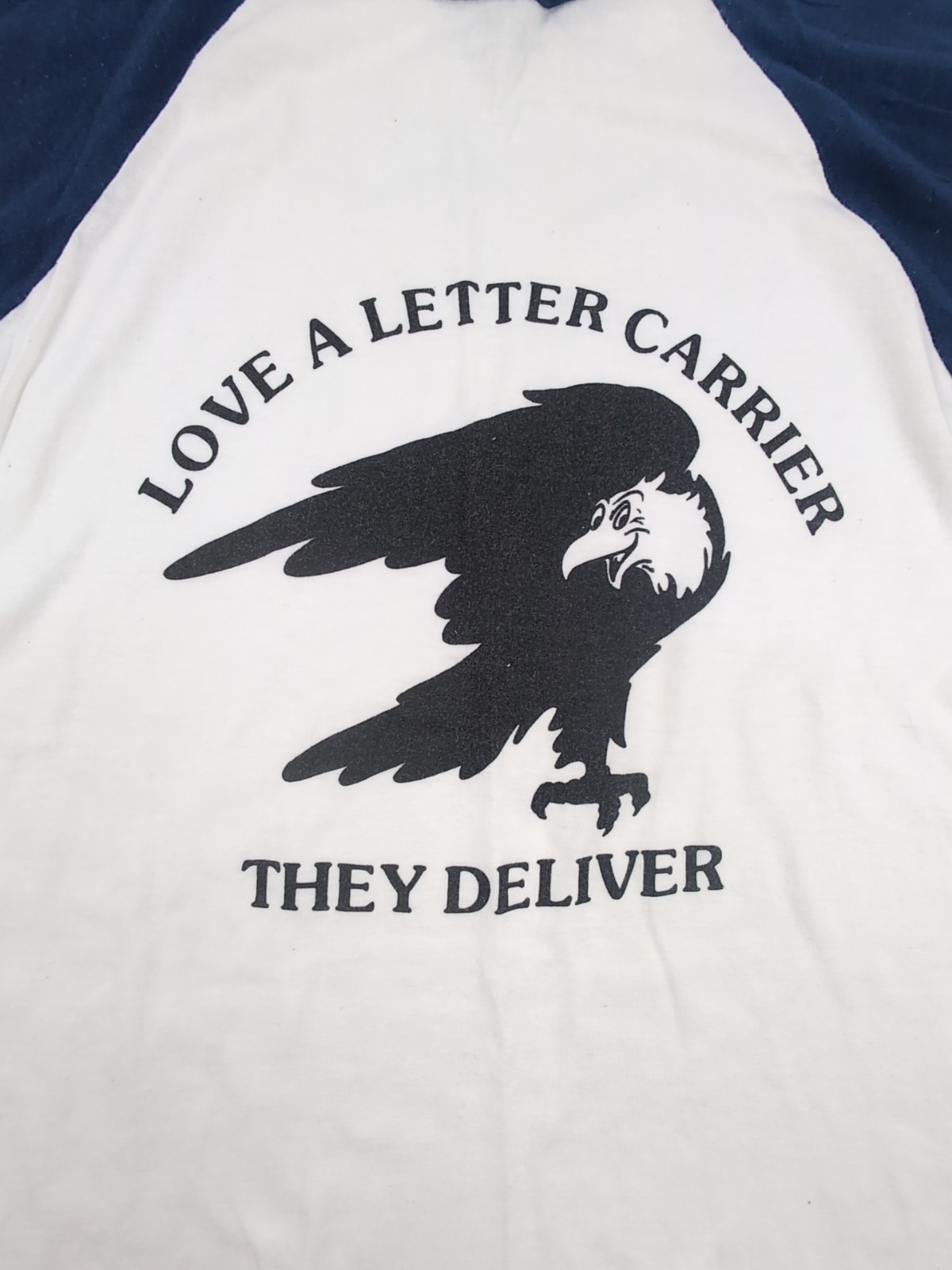 Vintage 80s Men&rsquo;s Size M 38-40 Postal Worker Raglan Shirt Curved Hem Made in USA