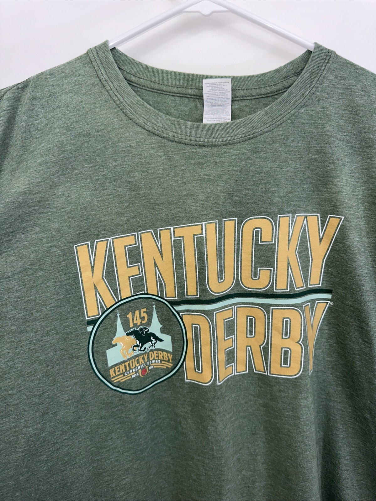 Kentucky Derby Men’s XL Gildan Softstyle Ring Green Poly Cotton Blend T-shirt