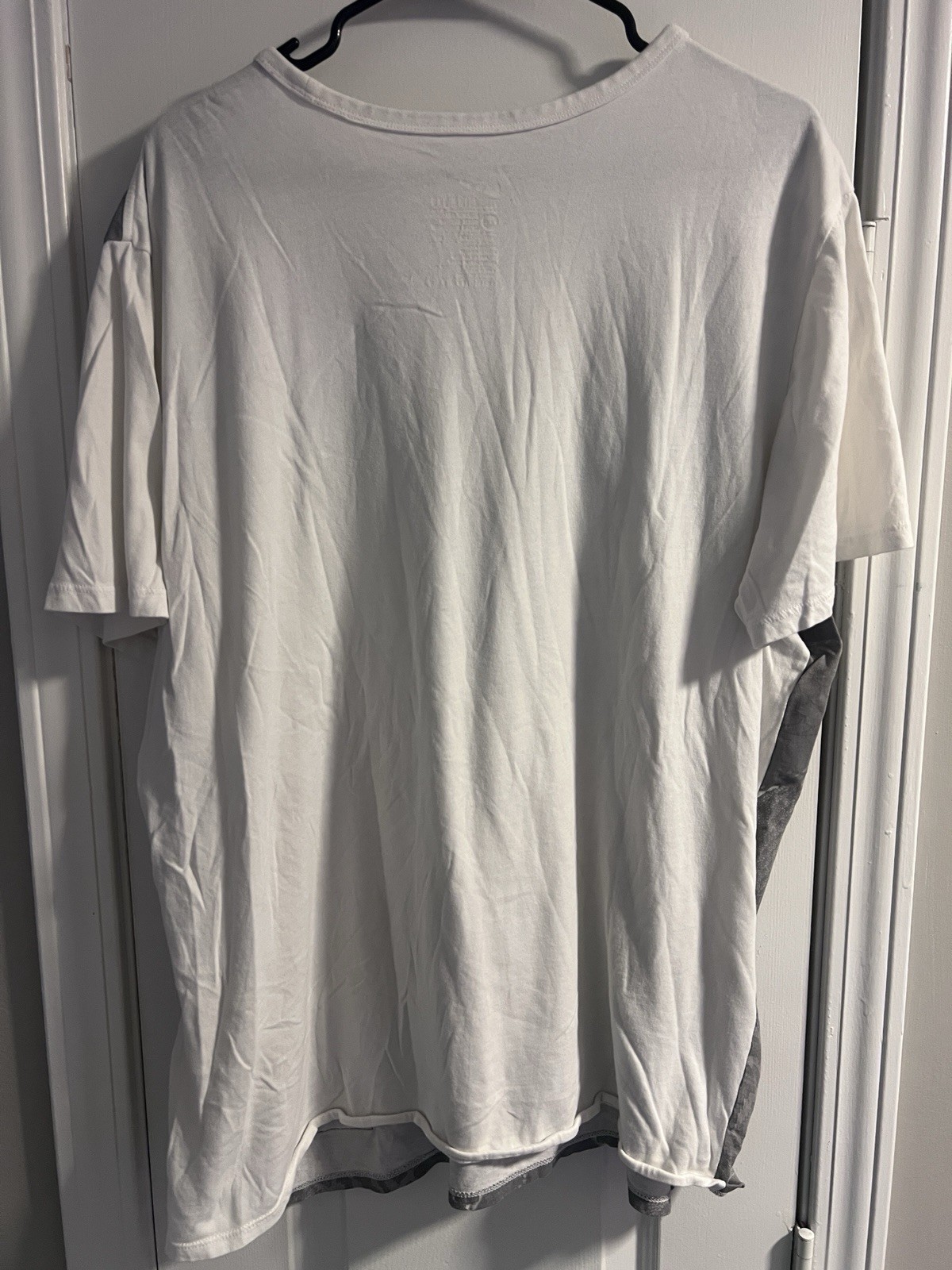 Nike Kobe Bryant White Gray Snakeskin Graphic Athletic Cut T Shirt Size XL