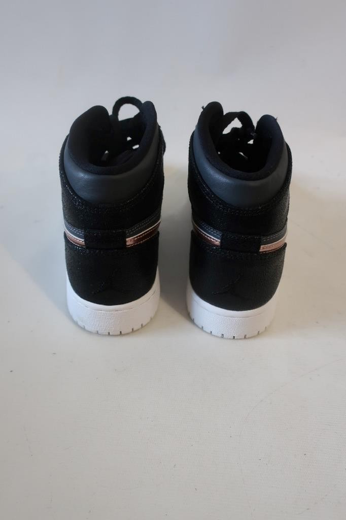NWOT Boys Nike Air Jordan Black, Rose Gold 705300-006 High Top Sneakers 4.5Y