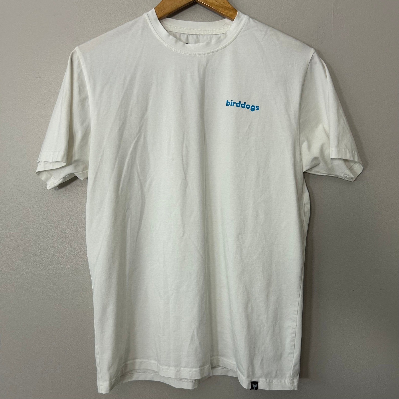 Birddogs Shirt Mens Medium White Short Sleeve Stretch Bird Back Graphic Tee