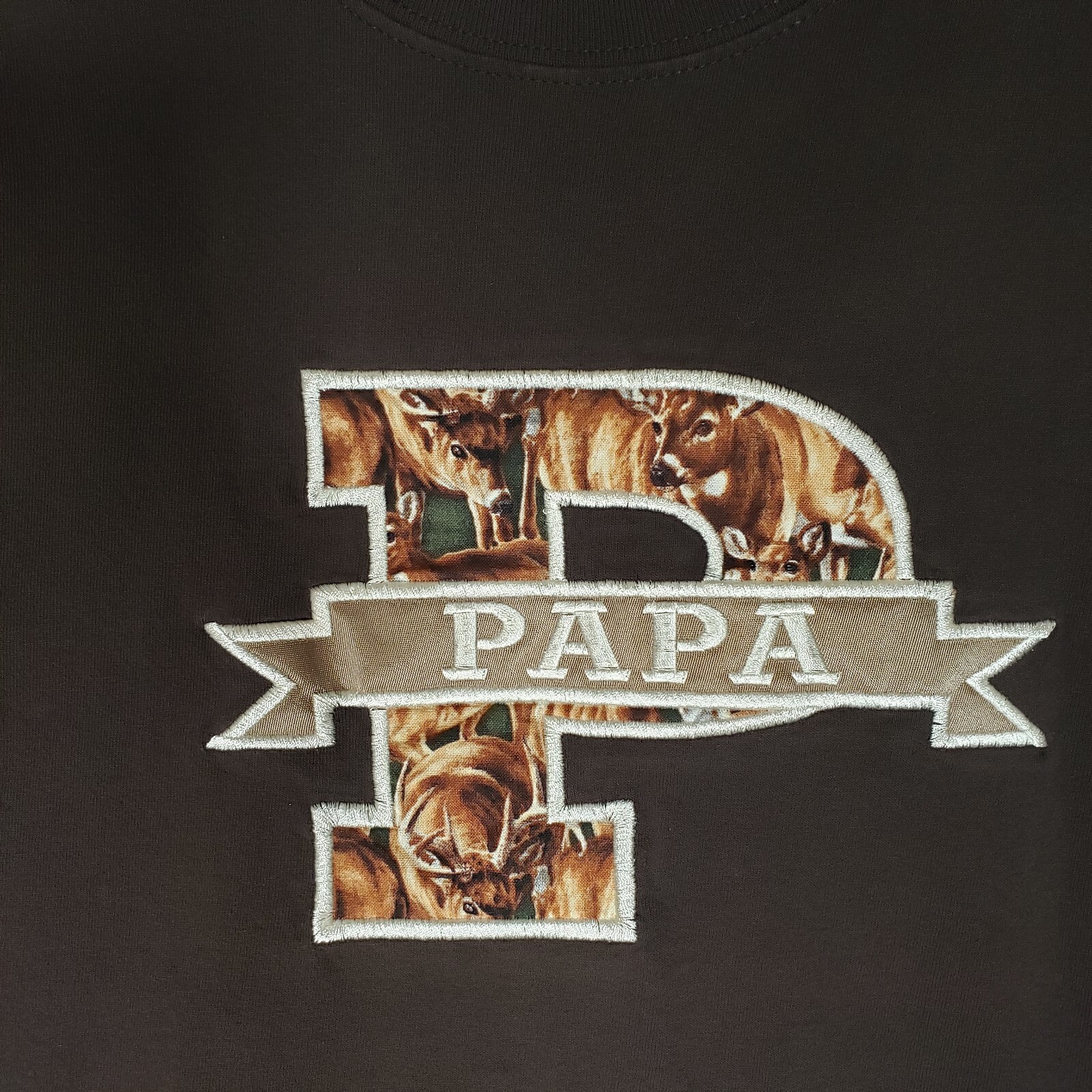 Men&rsquo;s Graphic T-Shirt Deer Hunting Outdoors Embroidered « PAPA » Brown NEW